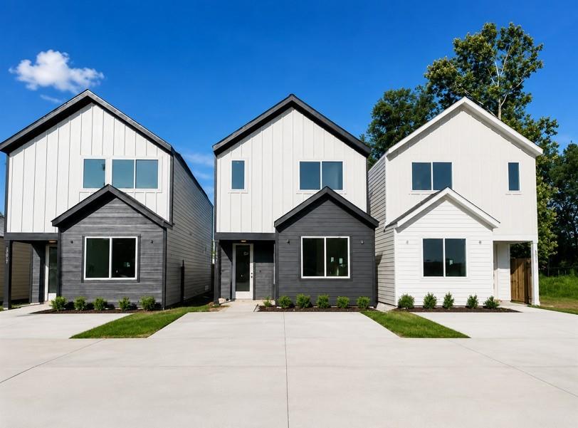 5720 Horton Street — photo