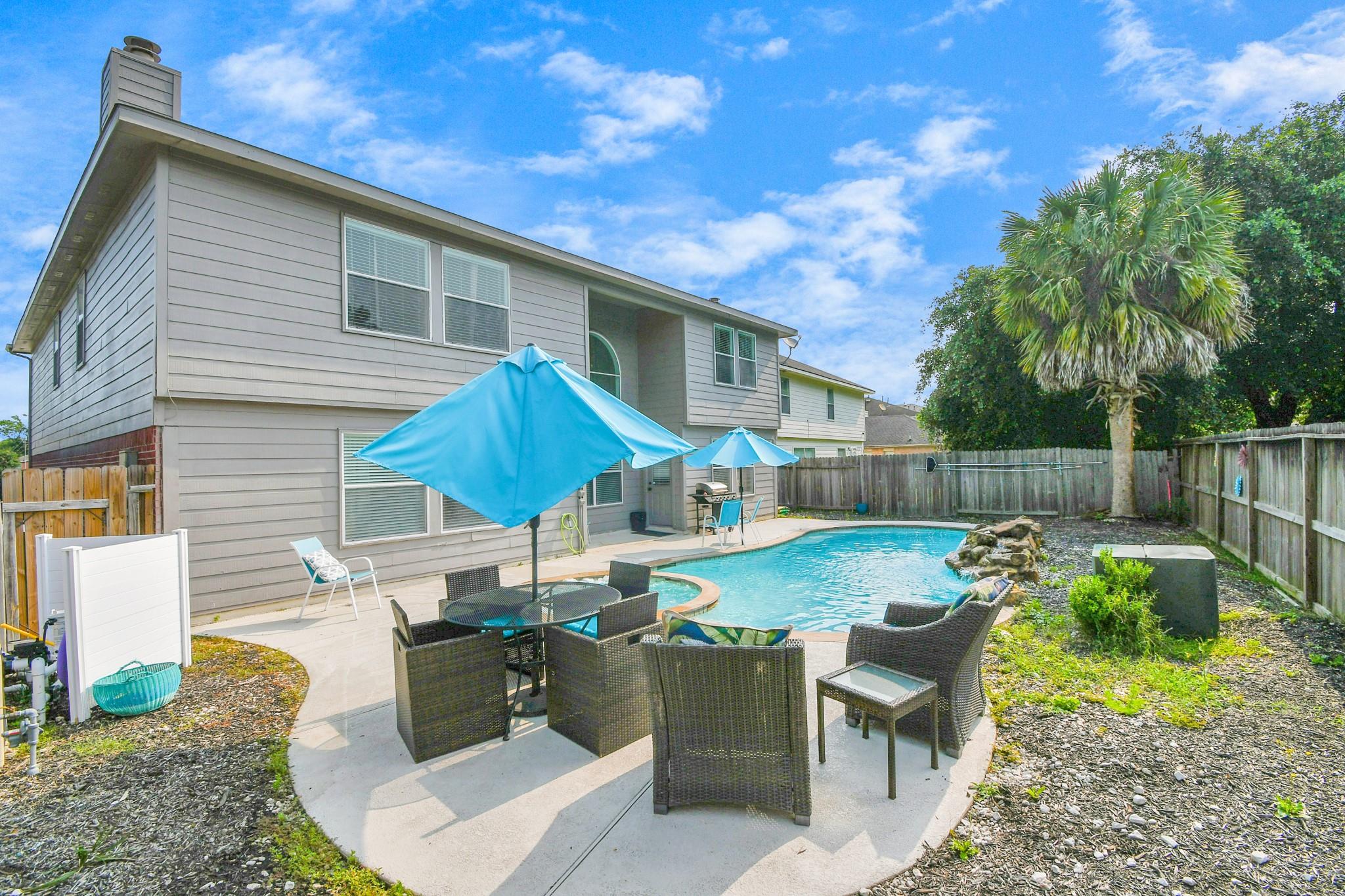4827 Lazy Timbers Drive — photo