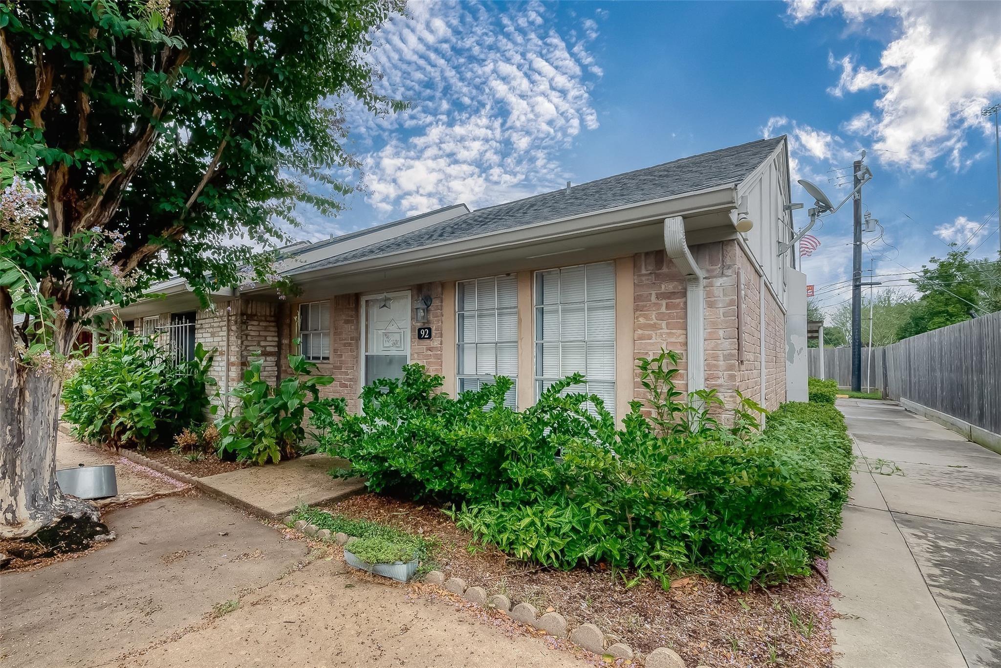 1016 Tri Oaks Lane #92 — photo