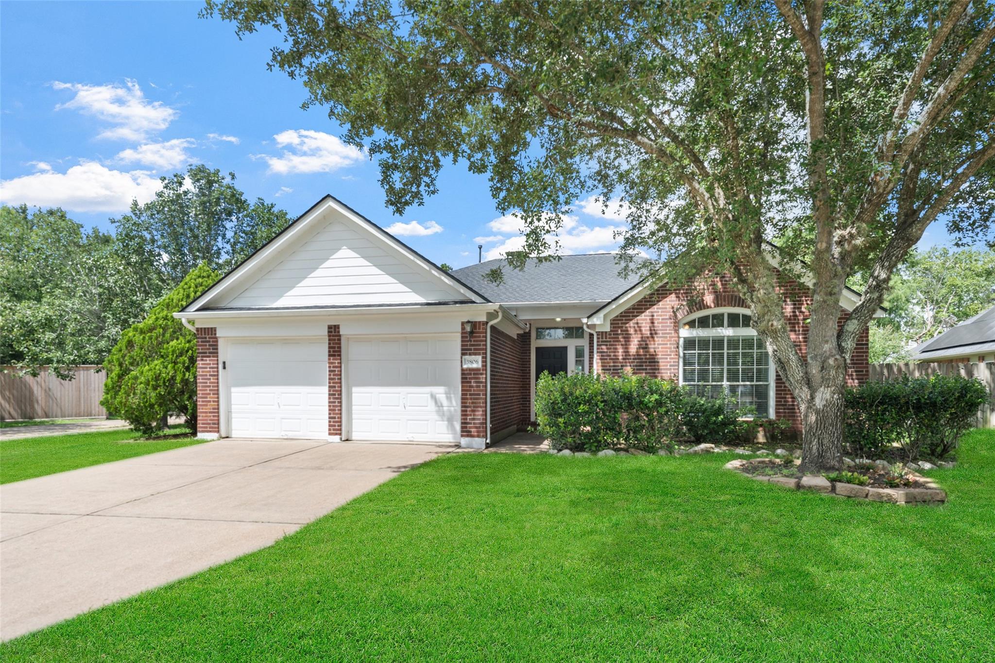 3806 Vinecrest Drive — photo