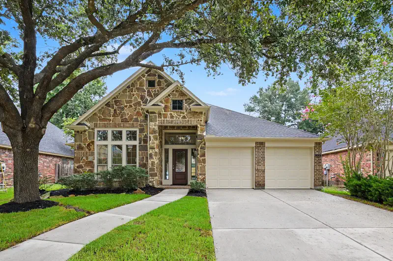 1414 Laura Hills Lane — photo