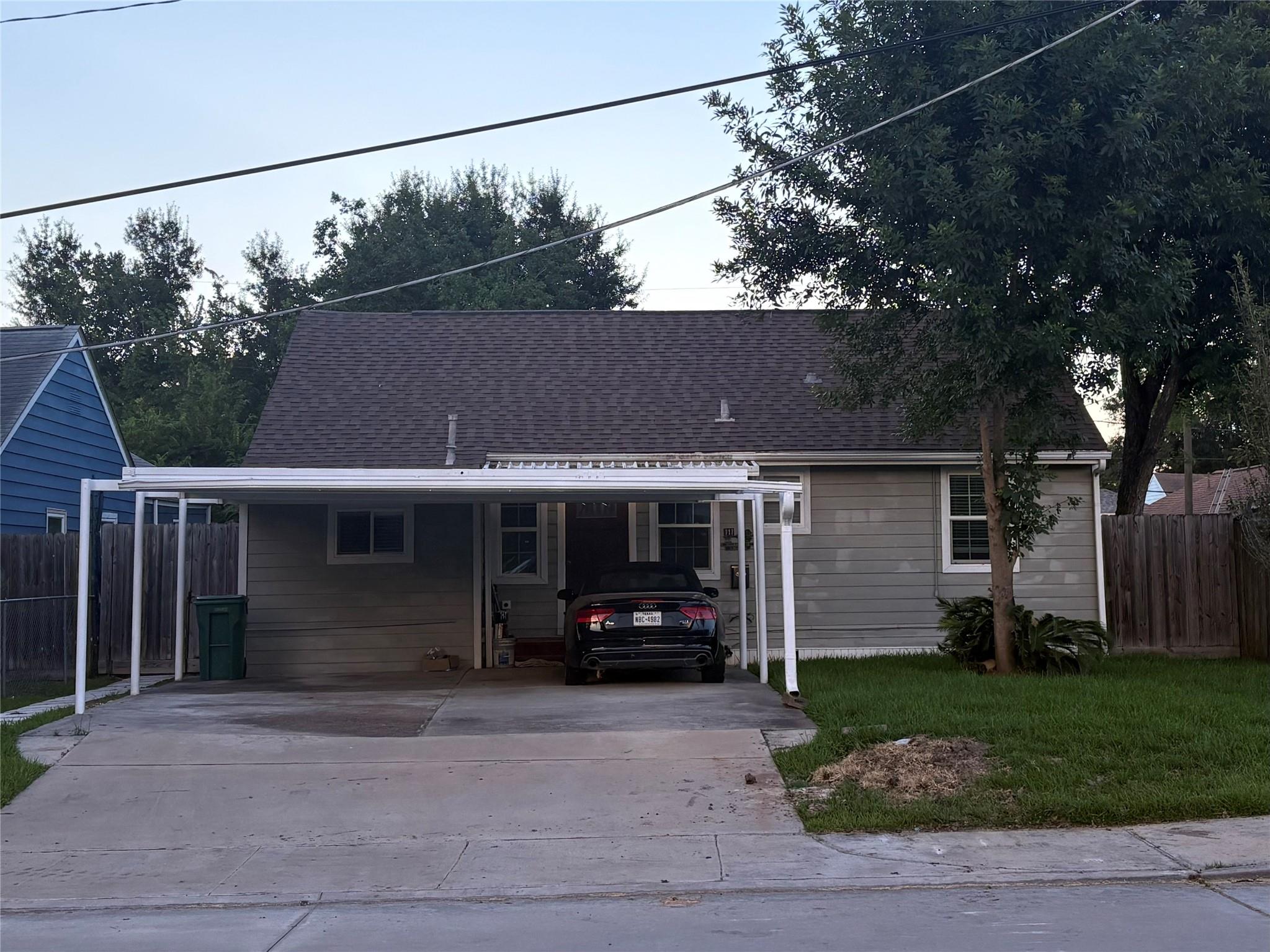 717 Wafer Street — photo