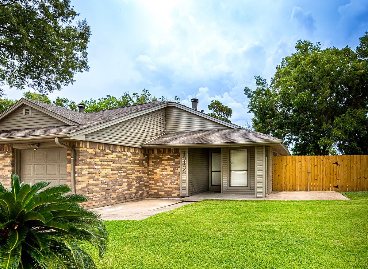 15102 Sheffield Terrace — photo
