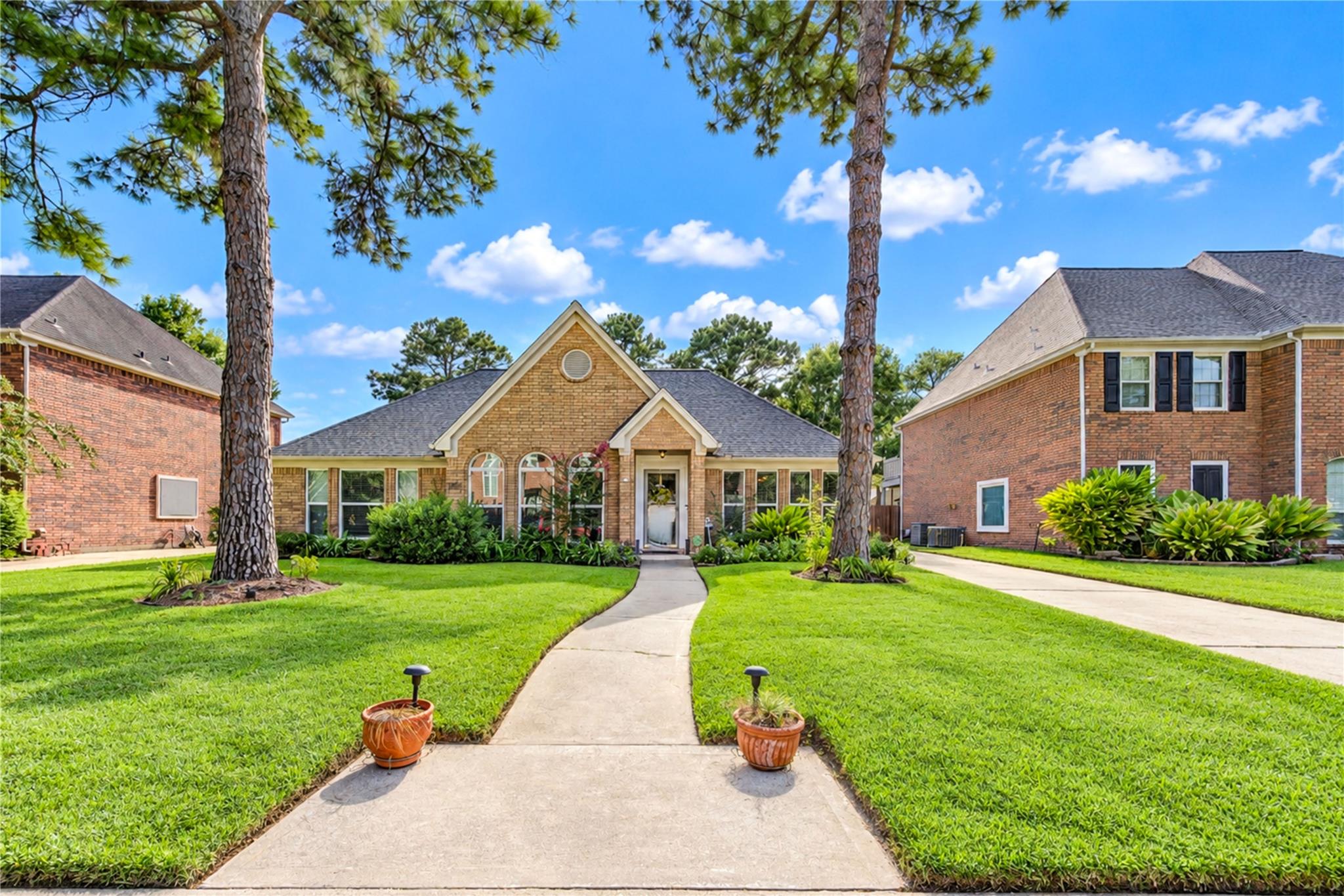 7303 Starbridge Drive — photo