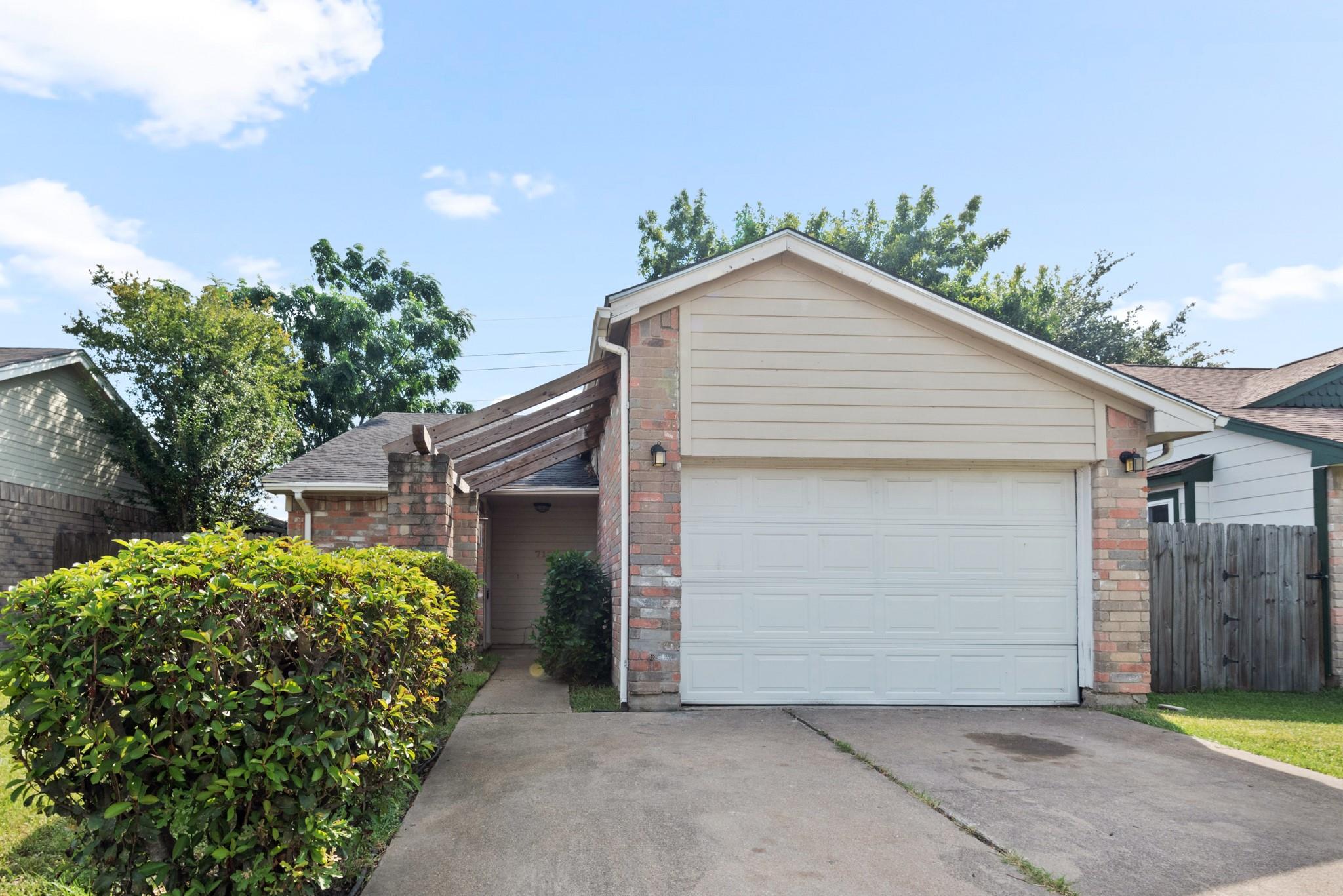 7121 Haven Creek Drive — photo