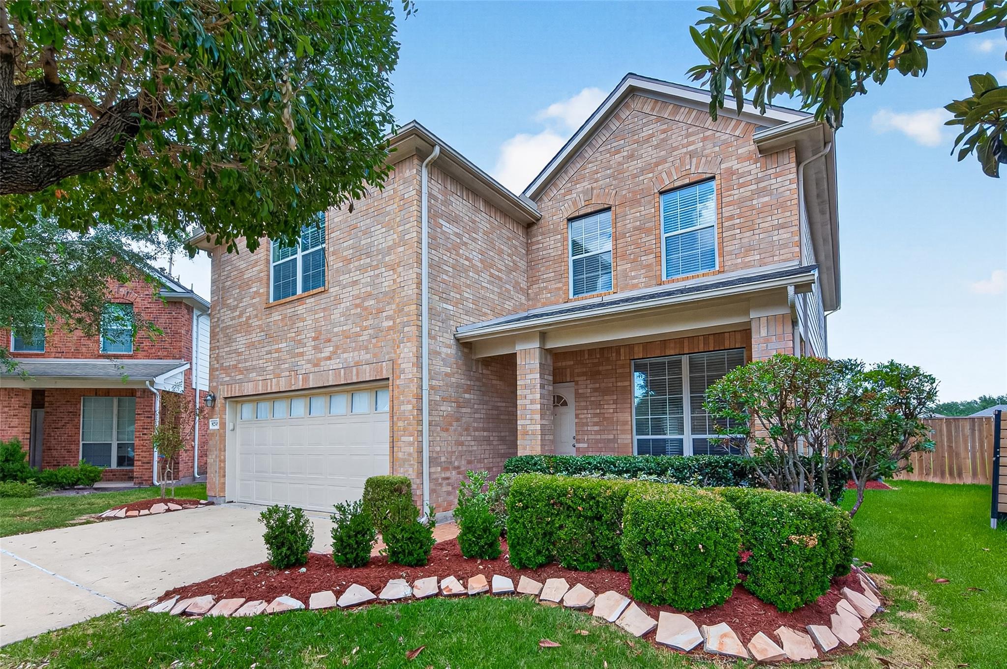 9238 Carlin Bend Lane — photo