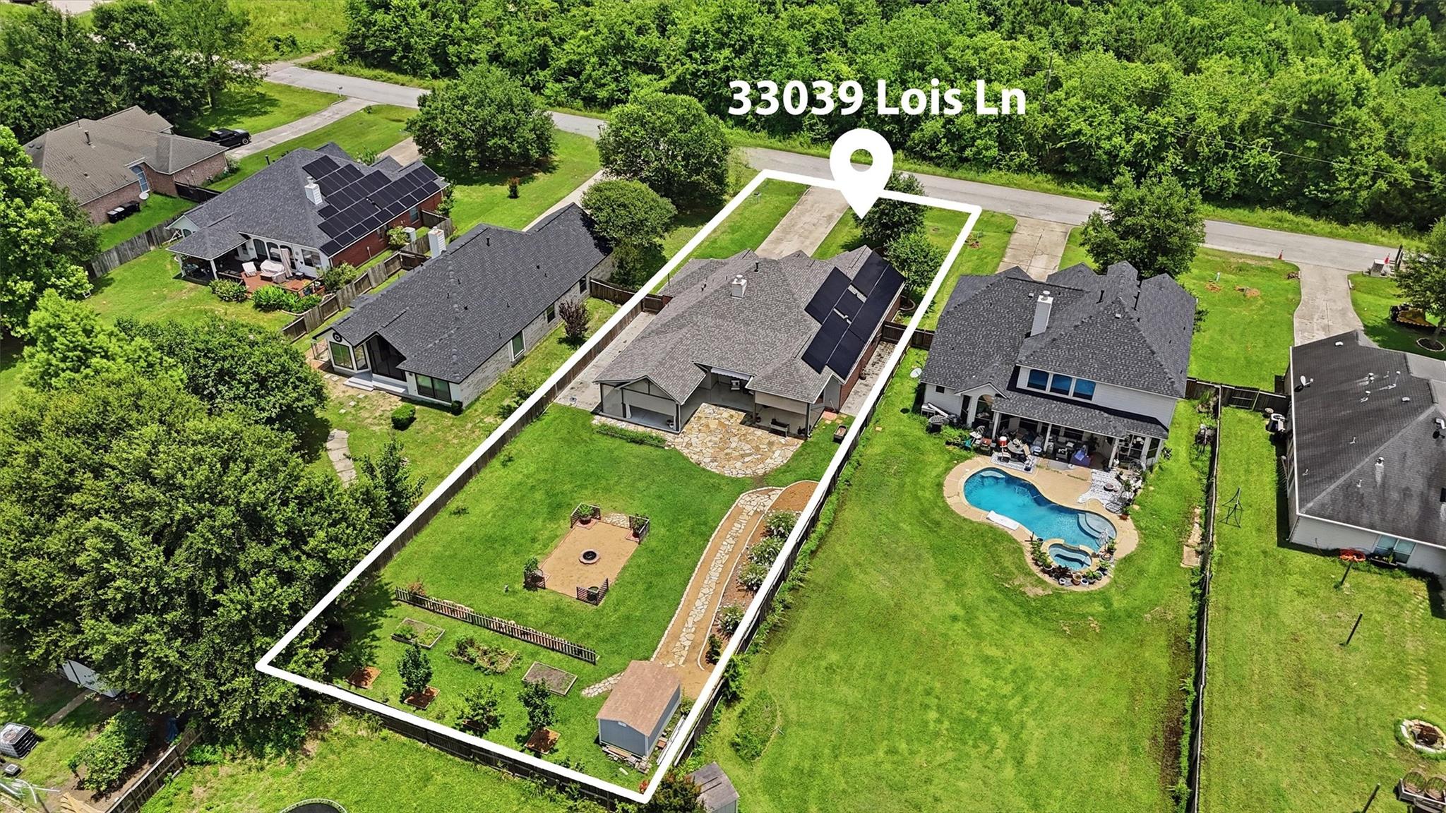 33039 Lois Lane — photo