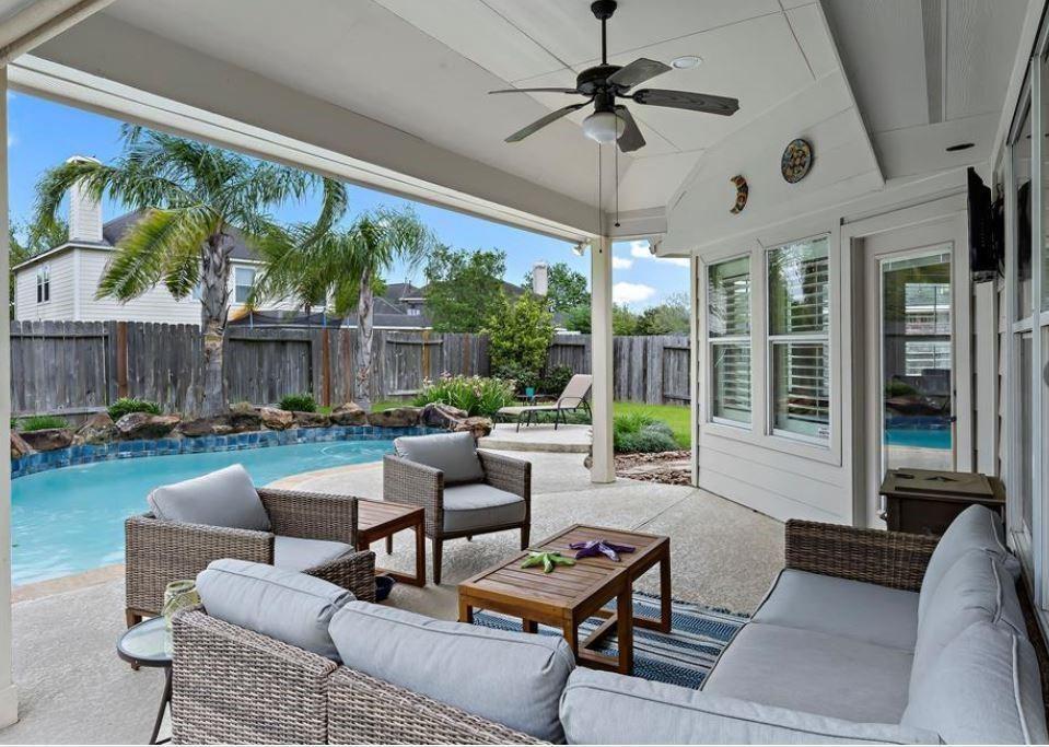 1526 Waterside Village Drive — photo