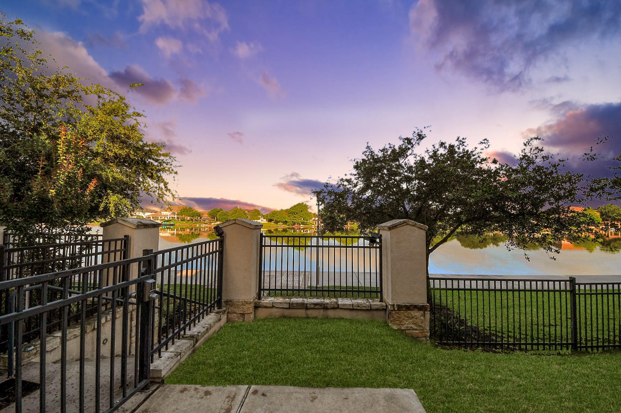 9663 Rockport Hills Drive — photo