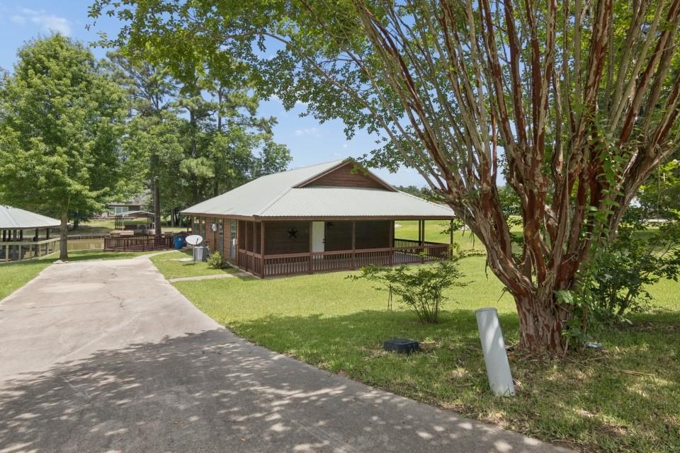 28 Hunters Creek Drive — photo