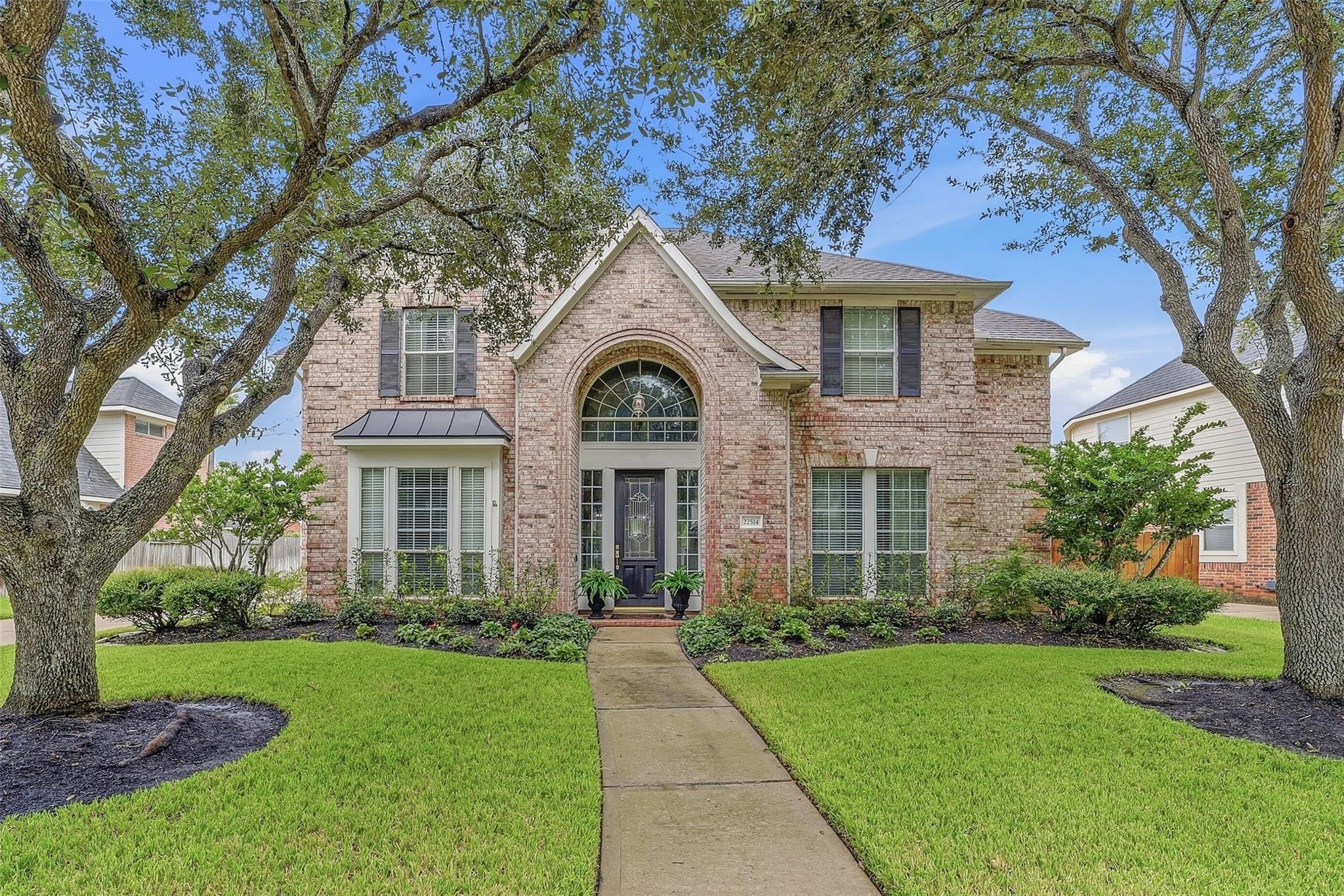22514 Sierra Lake Court — photo
