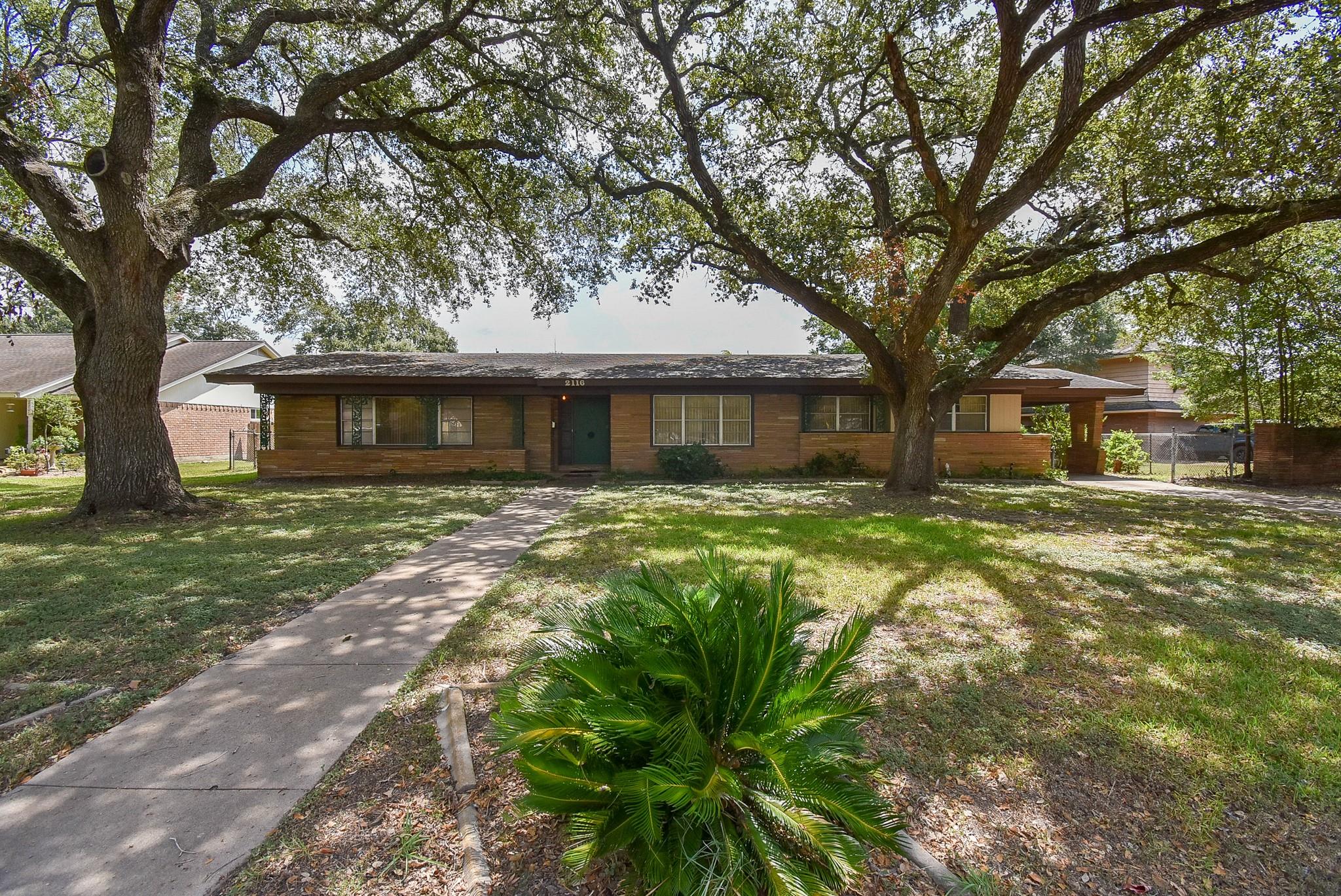 2116 Rosemary Street — photo