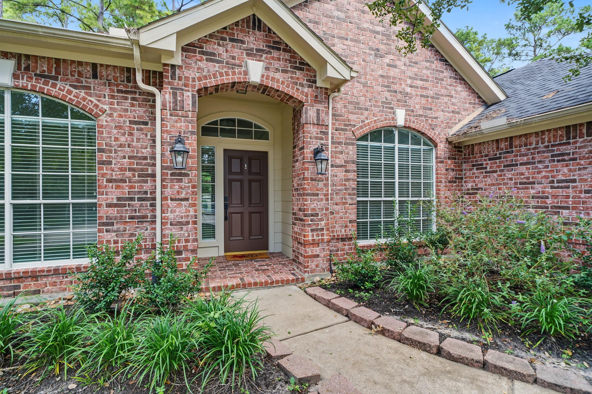 16318 Madewood Street — photo