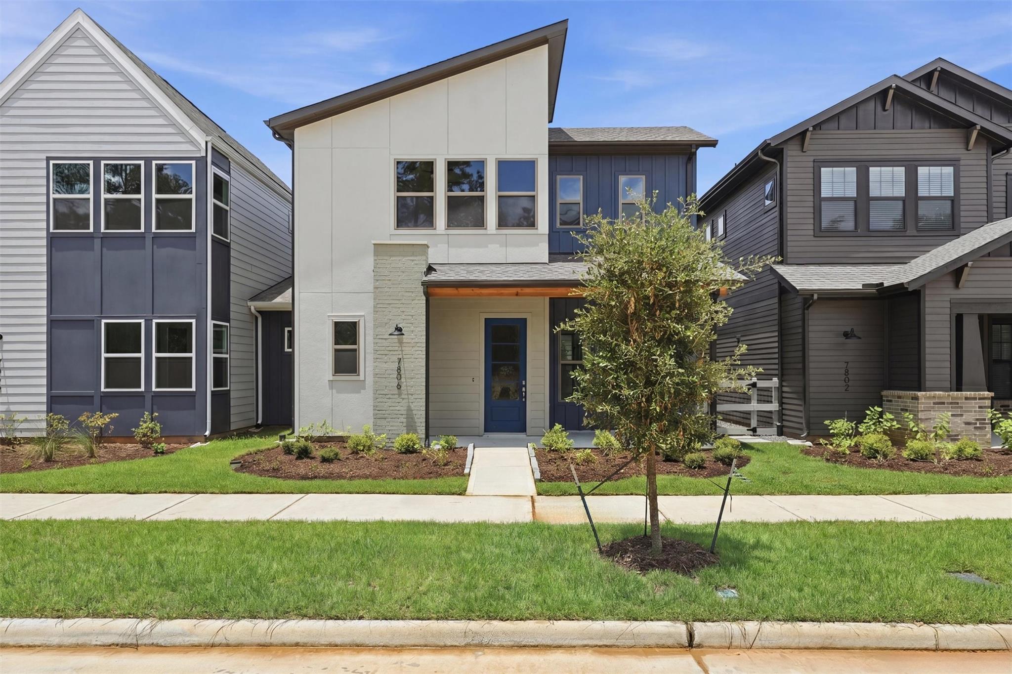 7806 Longhorn Ballroom Drive — photo