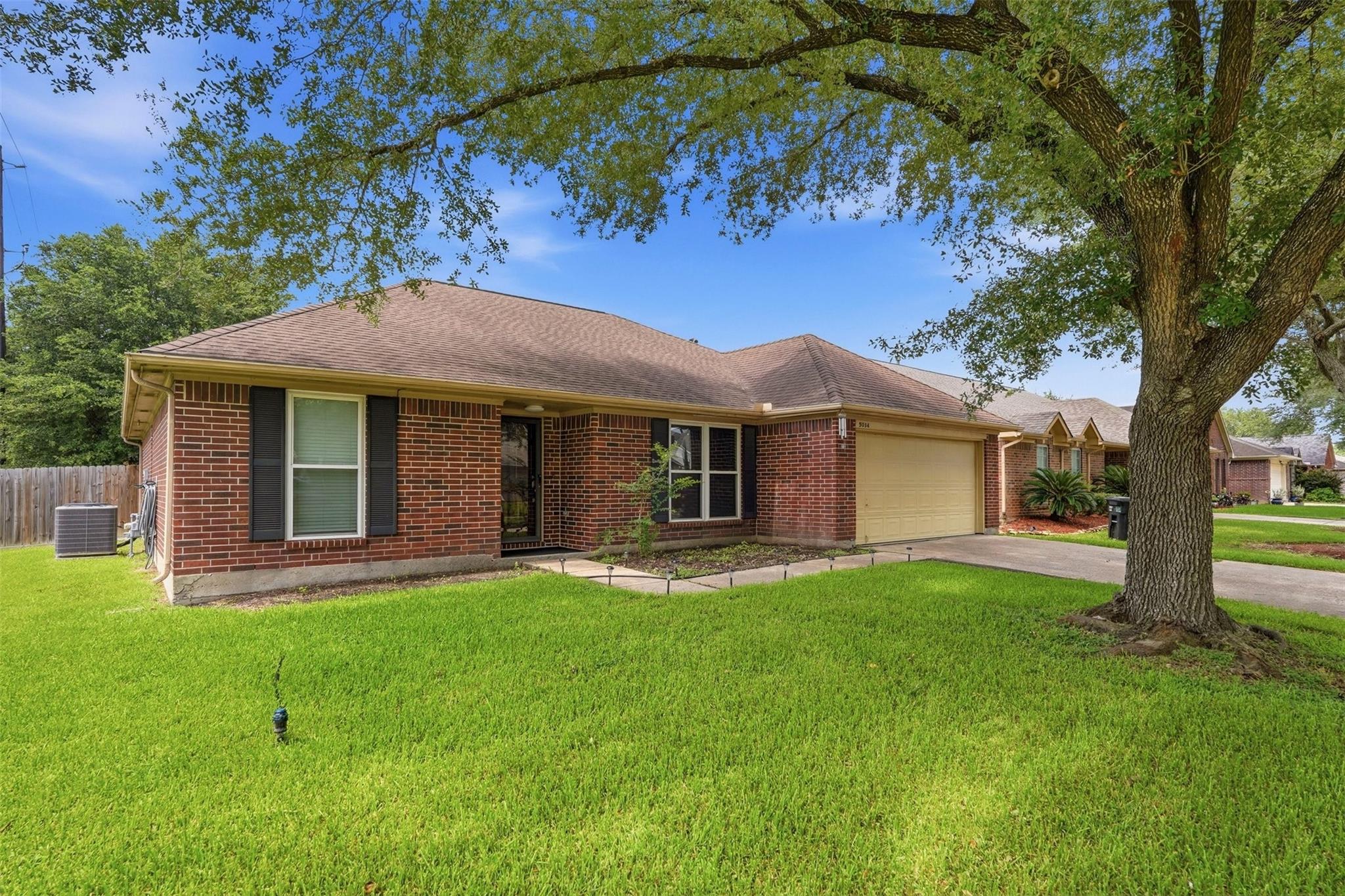 5034 Glenview Drive — photo