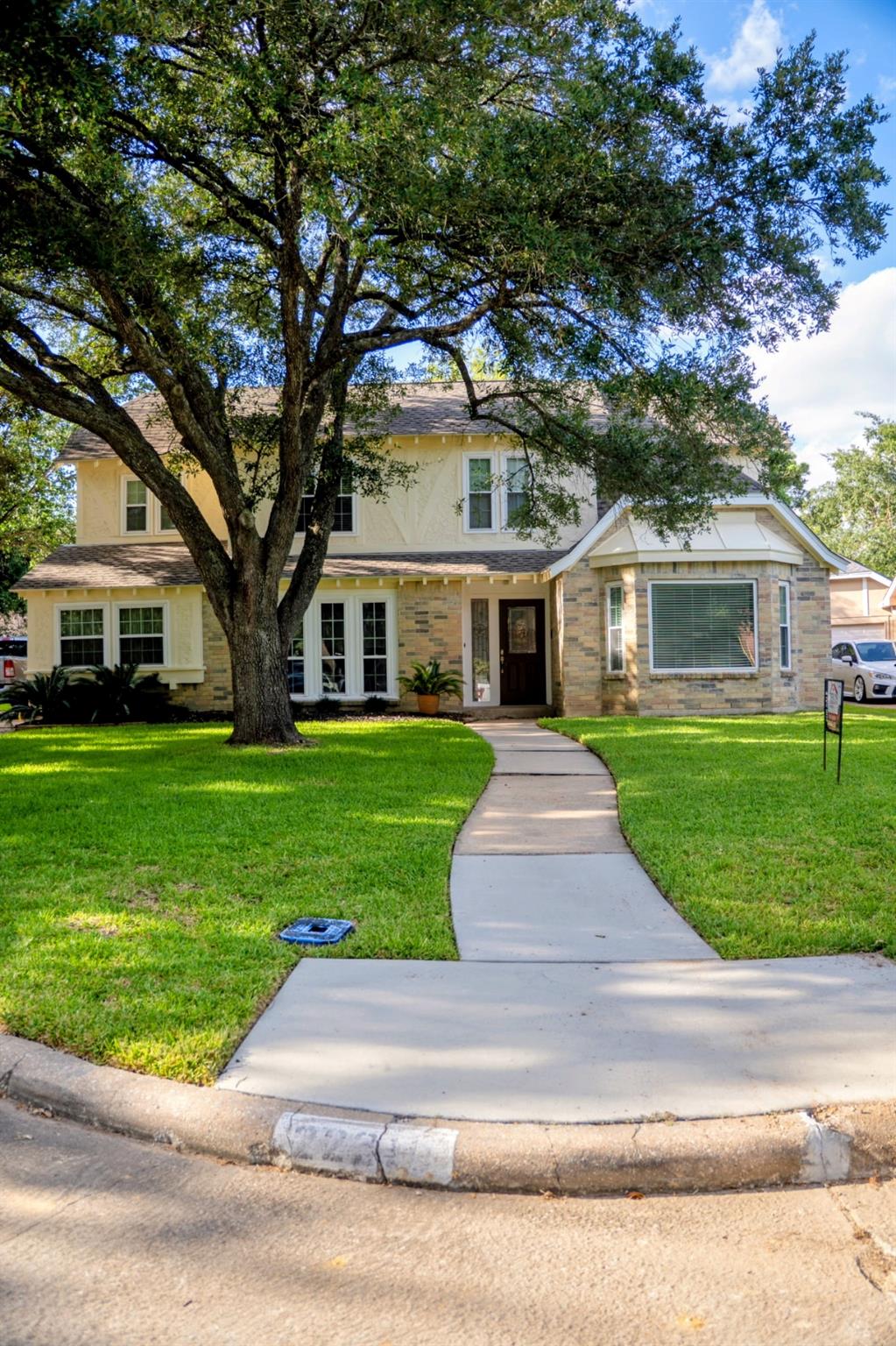 22210 Vobe Court — photo
