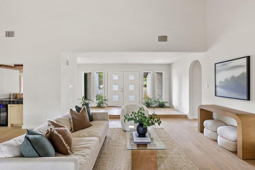 10707 Pinehurst Drive — photo