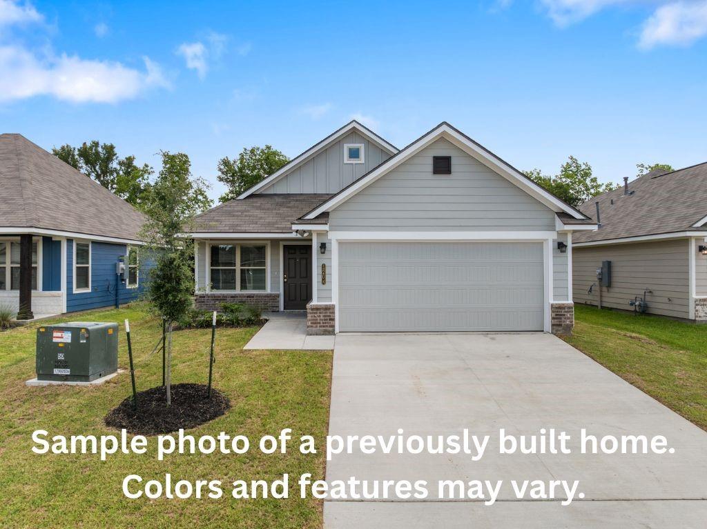 1643 Lucky Street — photo