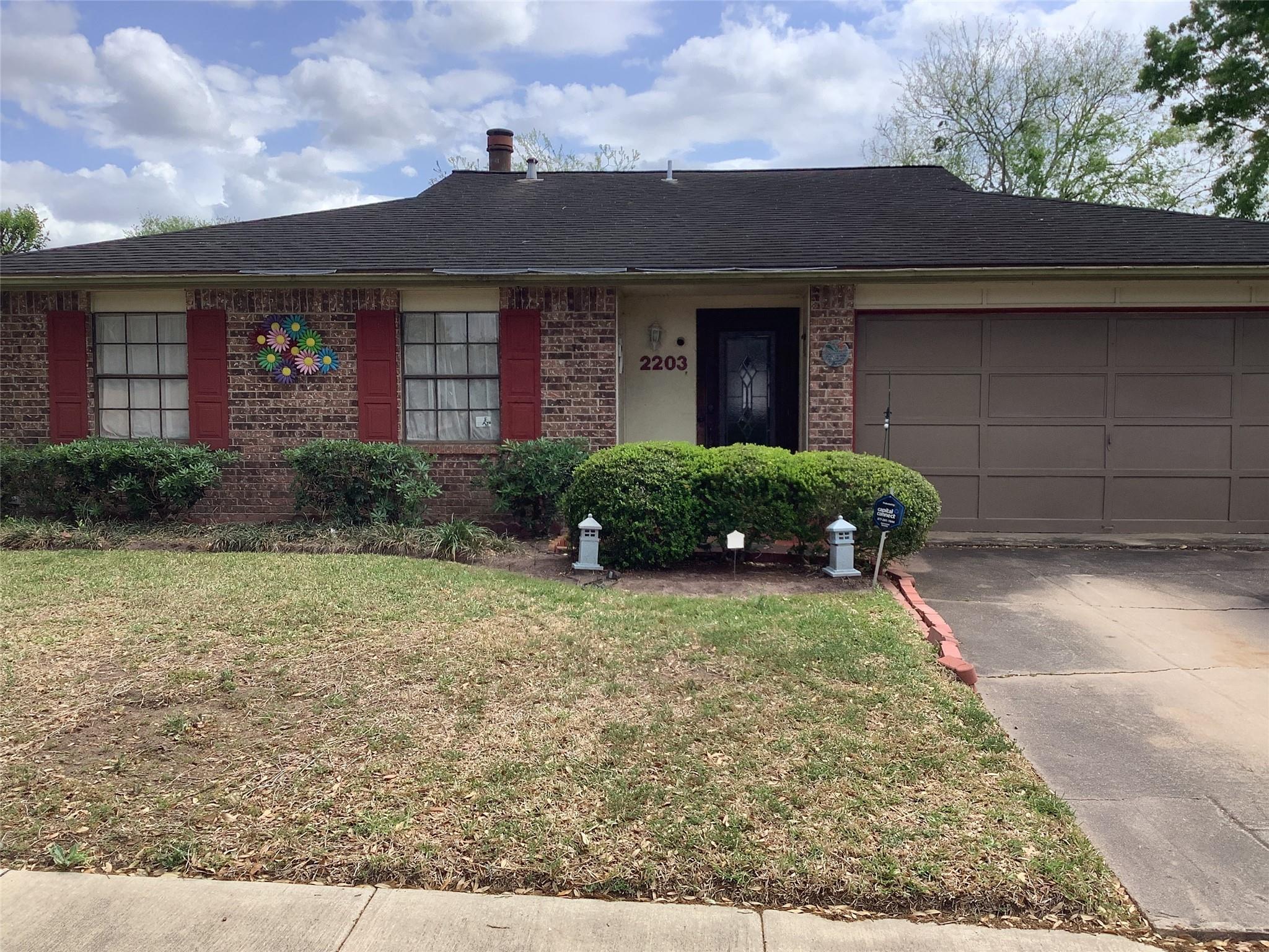 2203 Mustang Springs Drive — photo