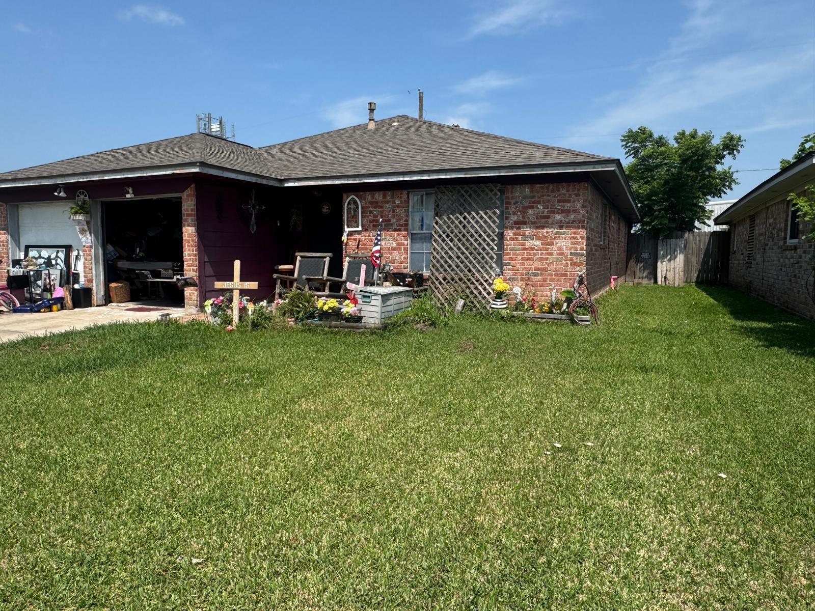 1609 Canary Circle — photo