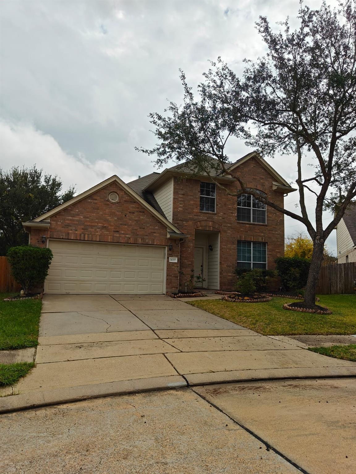 16327 Sitella Court — photo