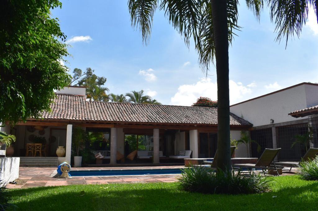 319 Privada Leneros — photo