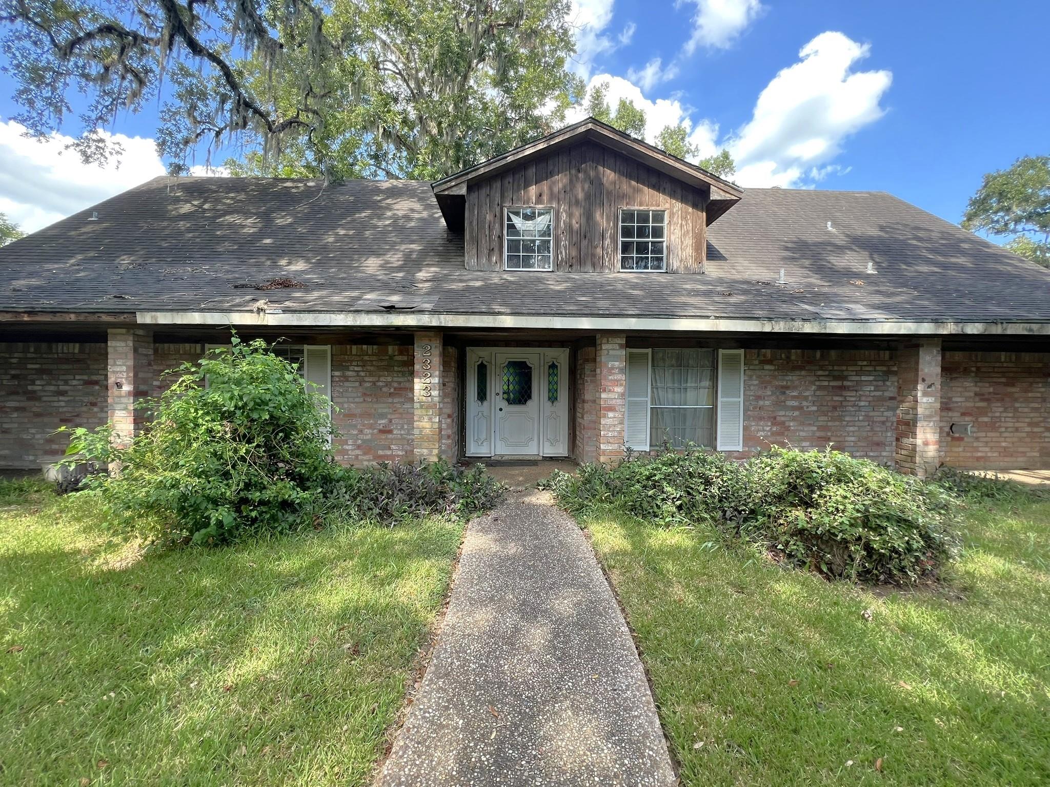 2323 Olympia Drive — photo