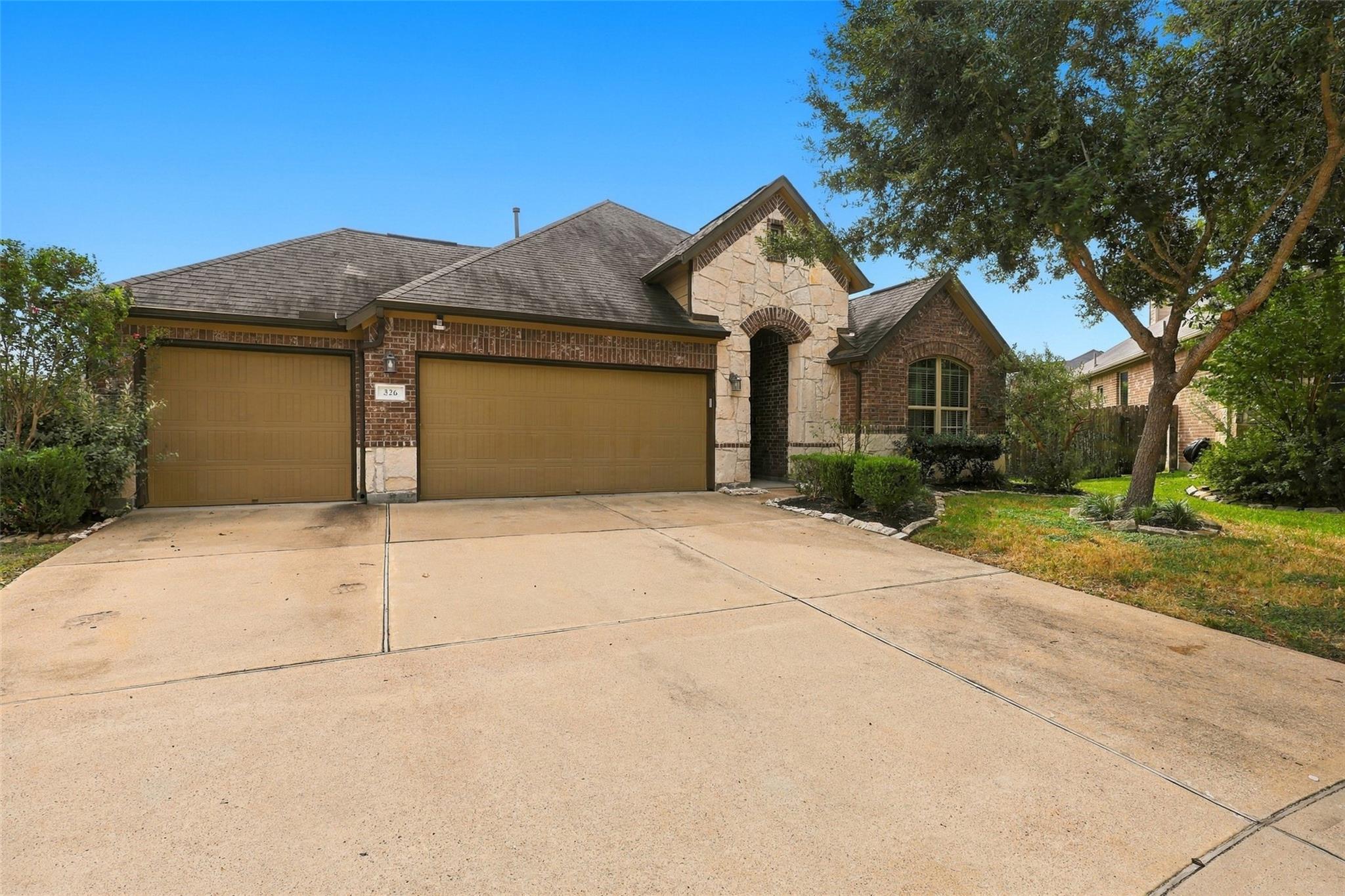 326 Lake Rim Drive, Rosenberg, TX 77469 — photo 3