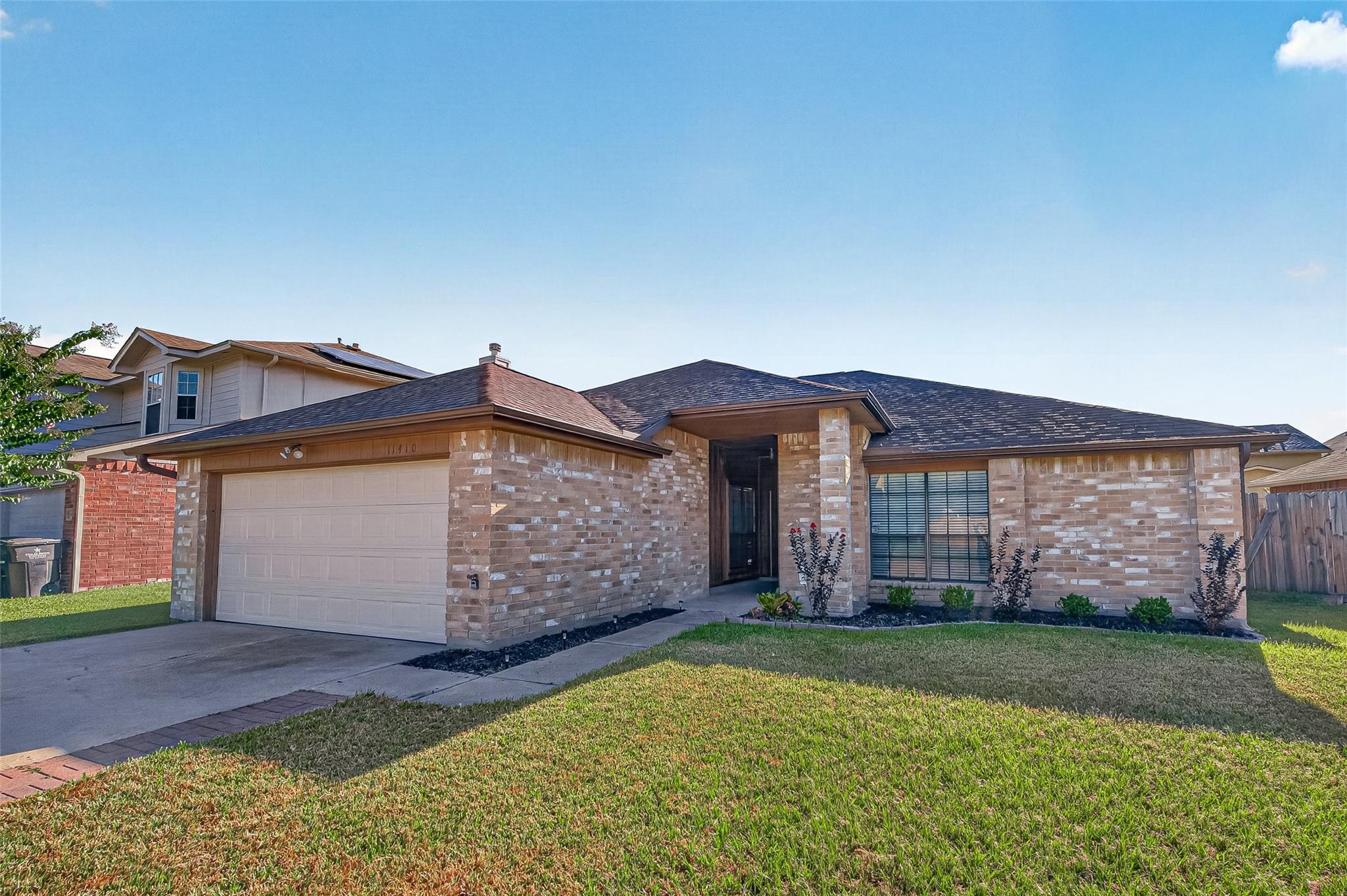 11410 Sunny Creek Drive — photo