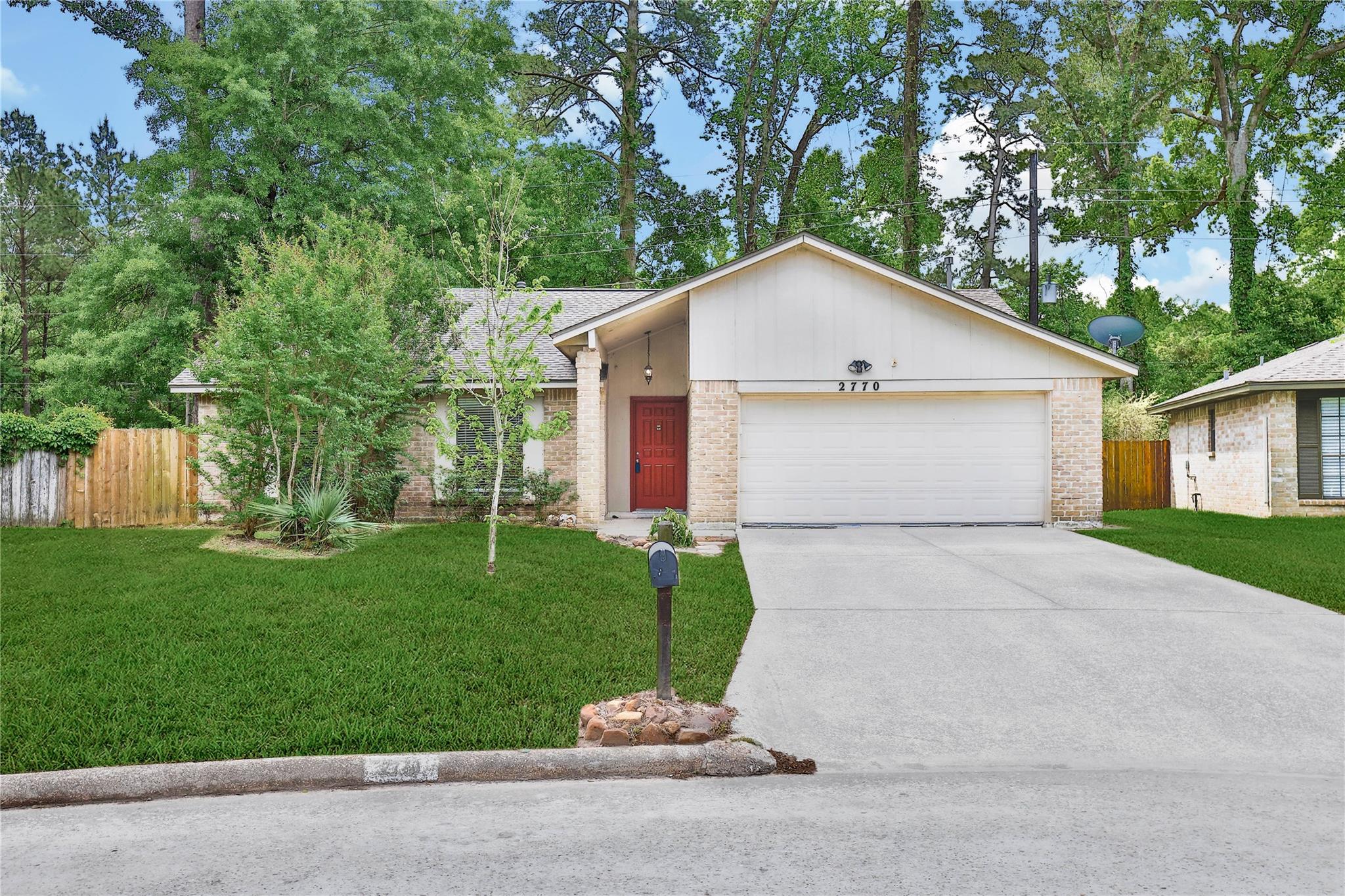 2770 Tinechester Drive — photo