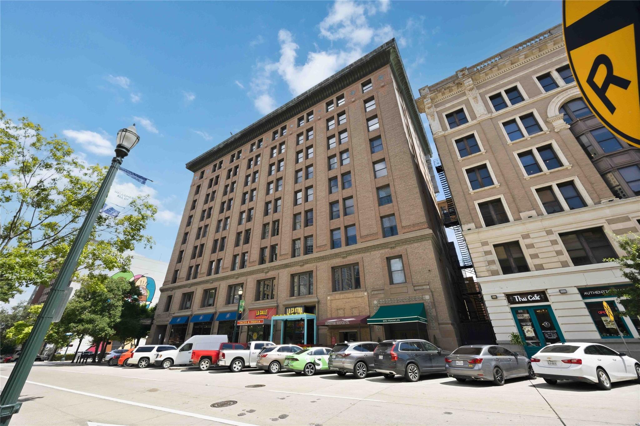 915 Franklin Street #4G — photo