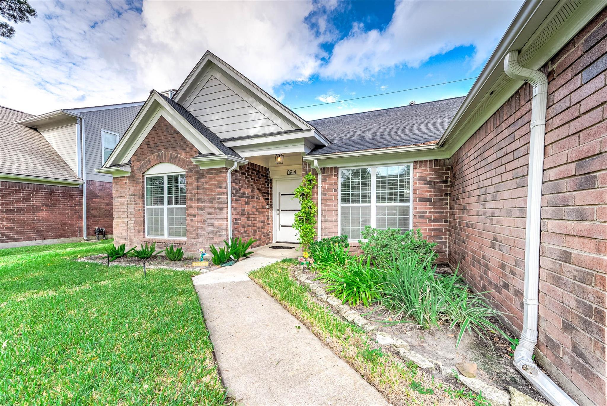 8914 Sunny Point Drive, Spring, TX 77379 — photo 3