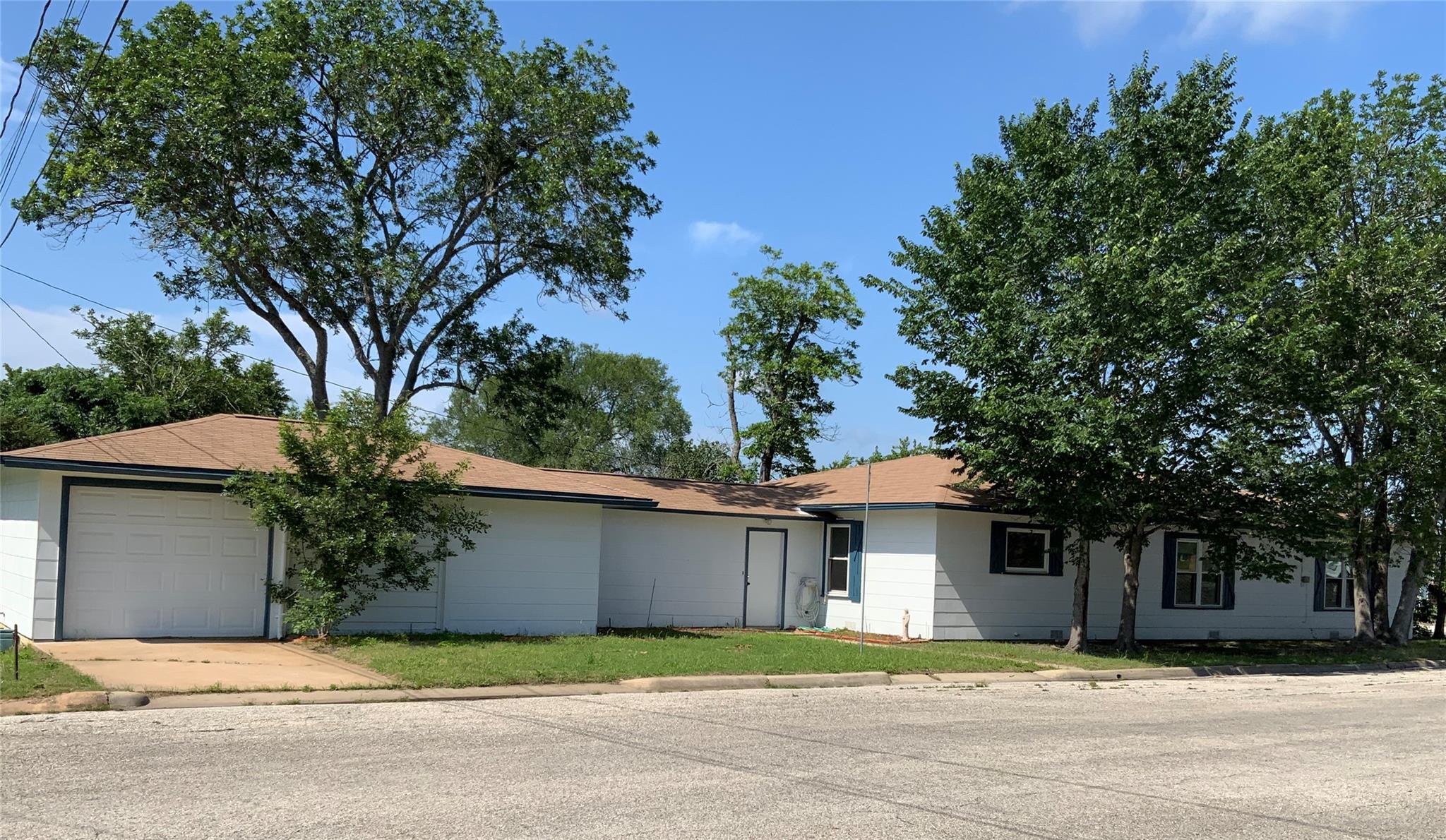 408 S Grimes Street — photo