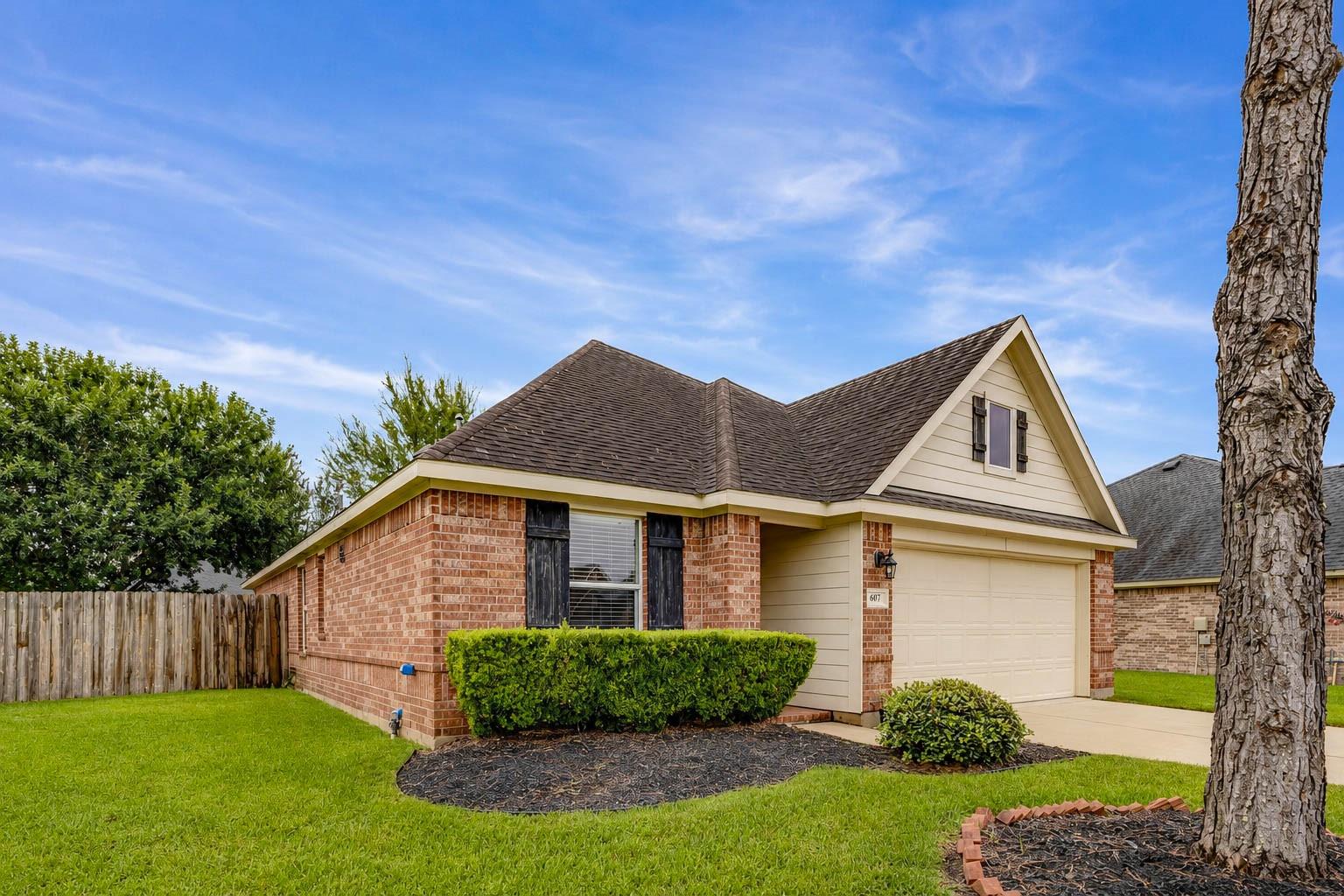 607 Bain Bridge Hill Court — photo