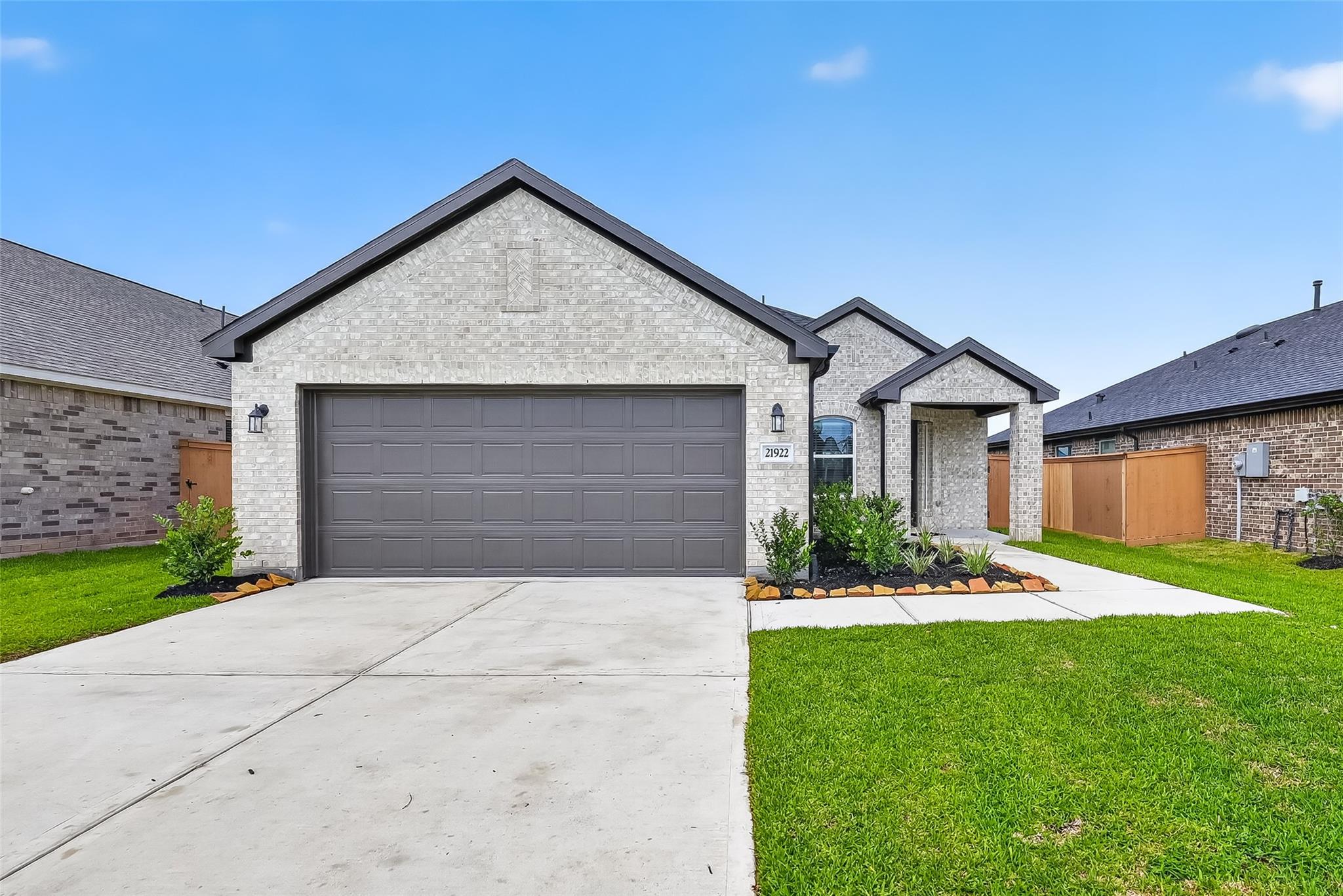 21922 Corsica View Drive — photo