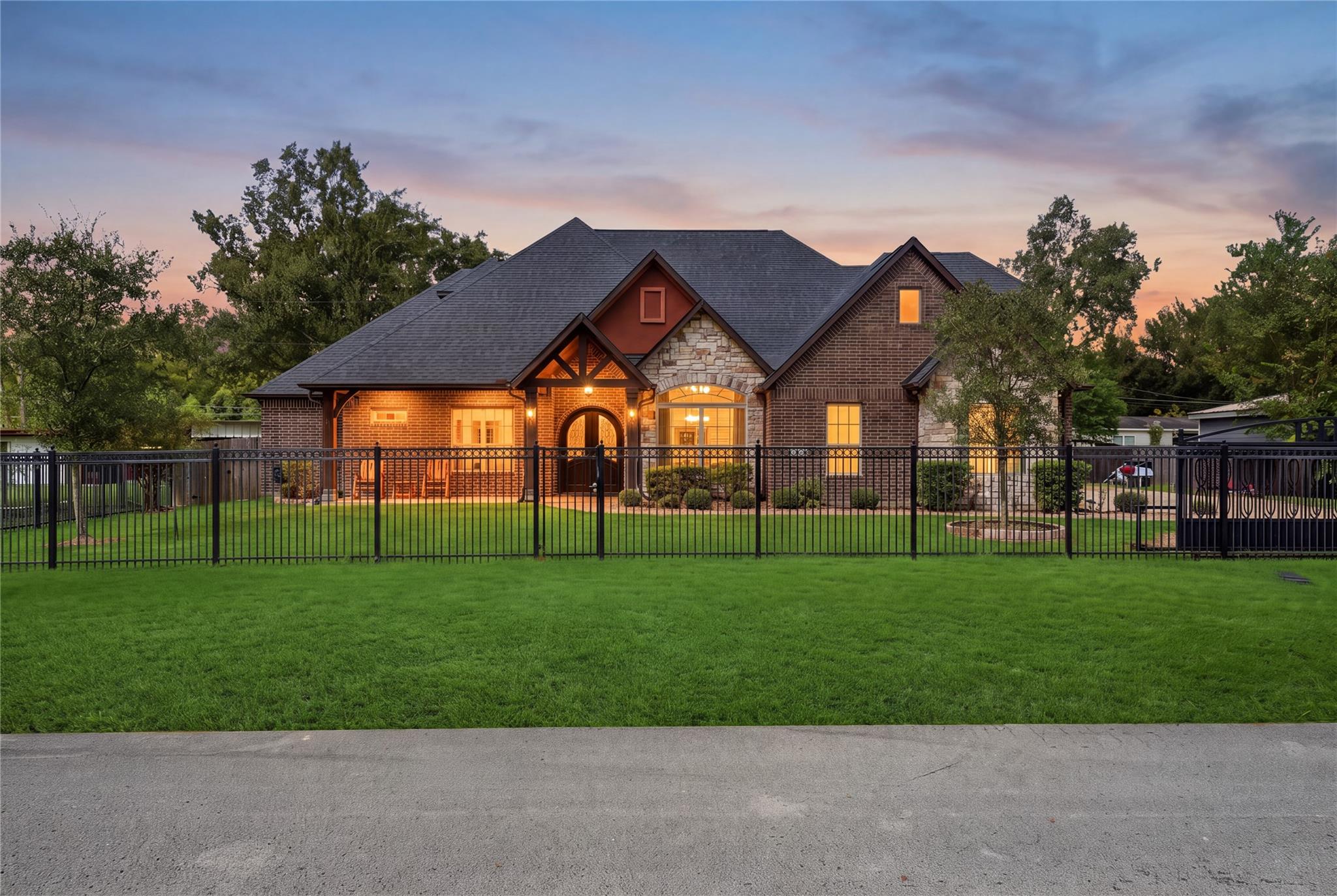 21015 Briar Willow Drive — photo