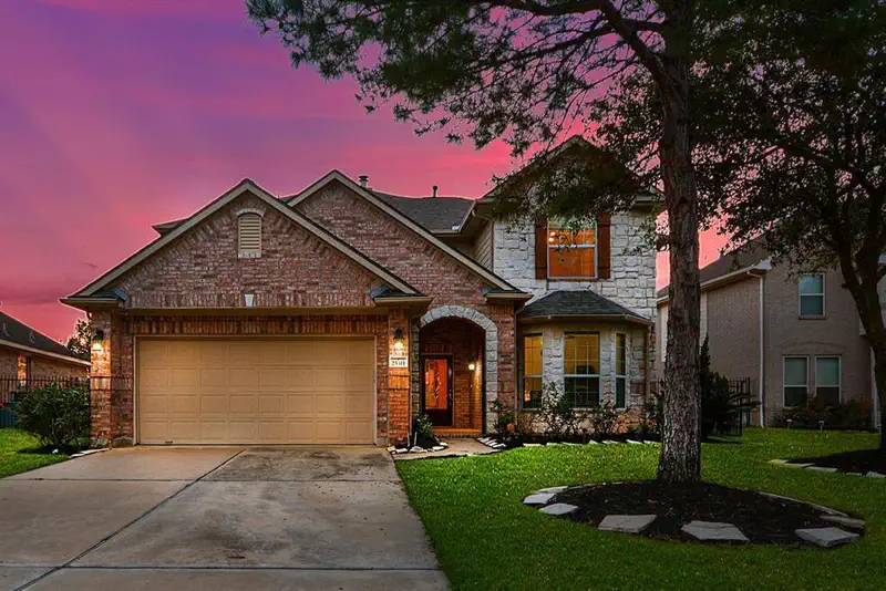 25311 Hamden Valley Drive — photo