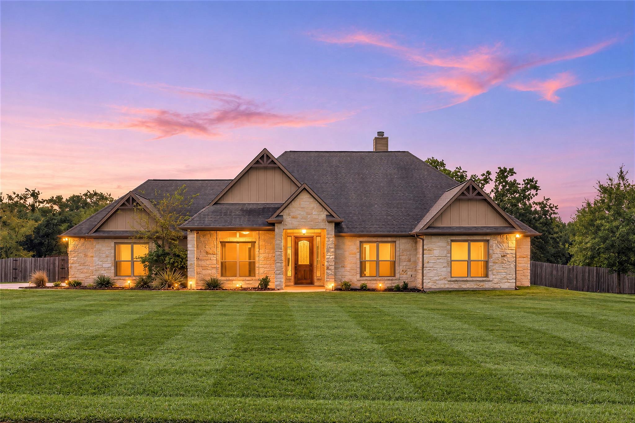 3900 Austins Estates Drive — photo