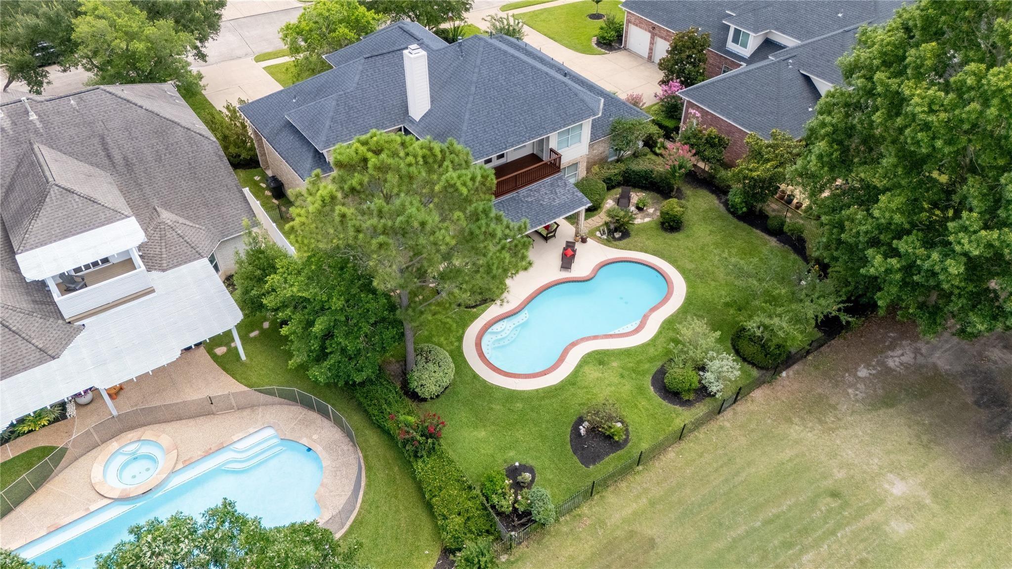 4102 Belvoir Park Drive — photo