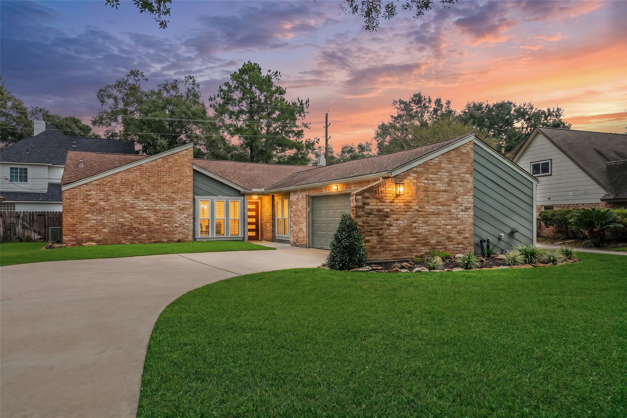 15126 Carols Way Drive — photo