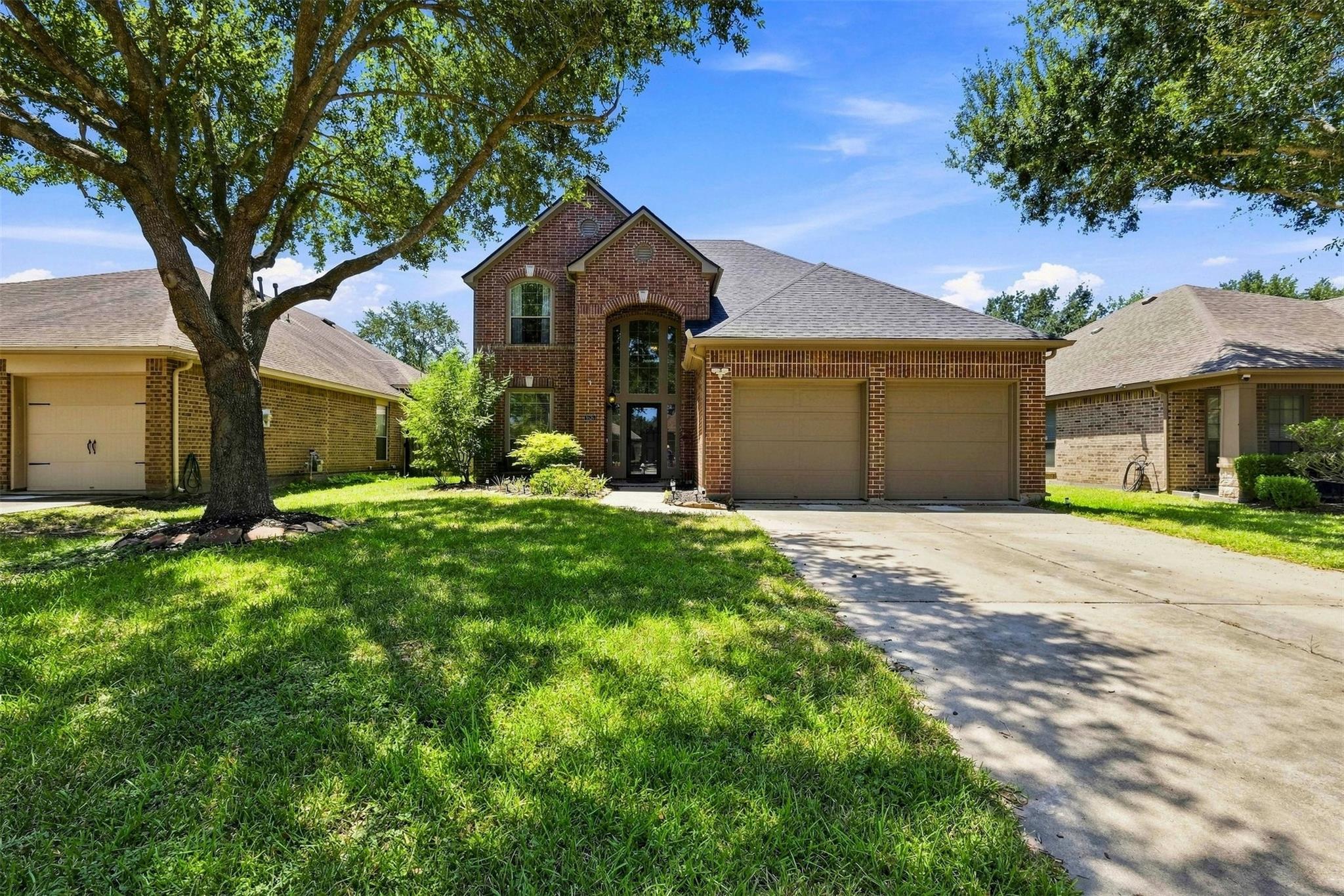 5526 Walnut Glen Lane — photo