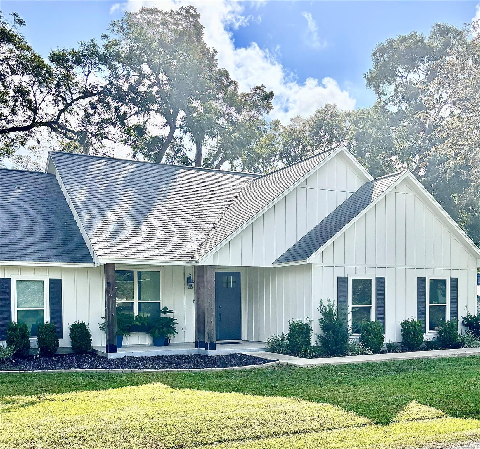 502 Tall Timber Drive — photo