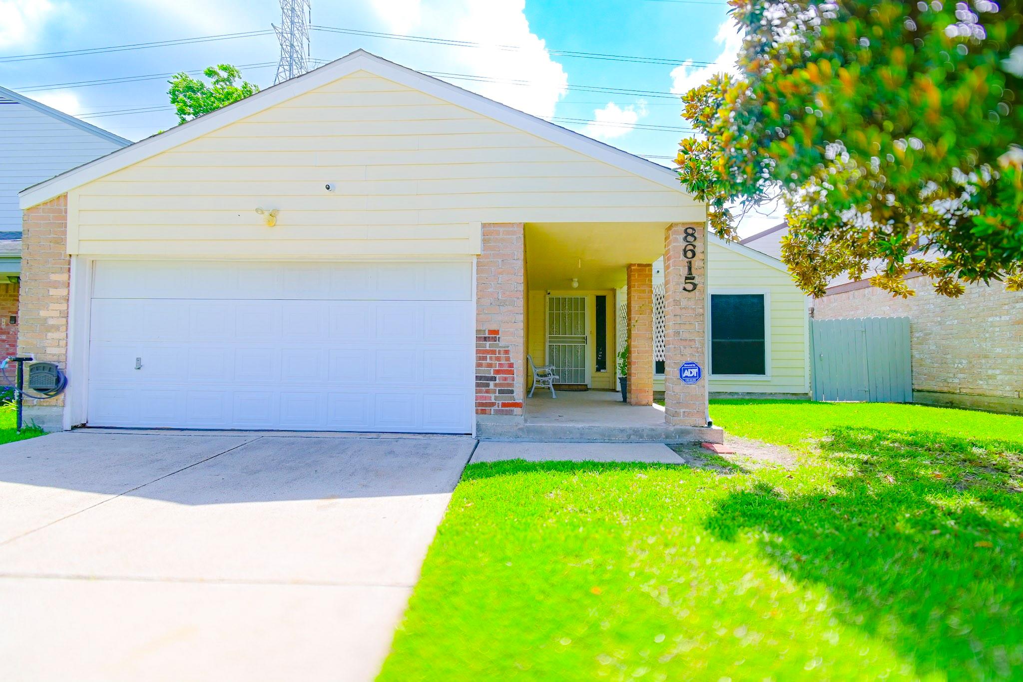 8615 Belle Park Drive — photo
