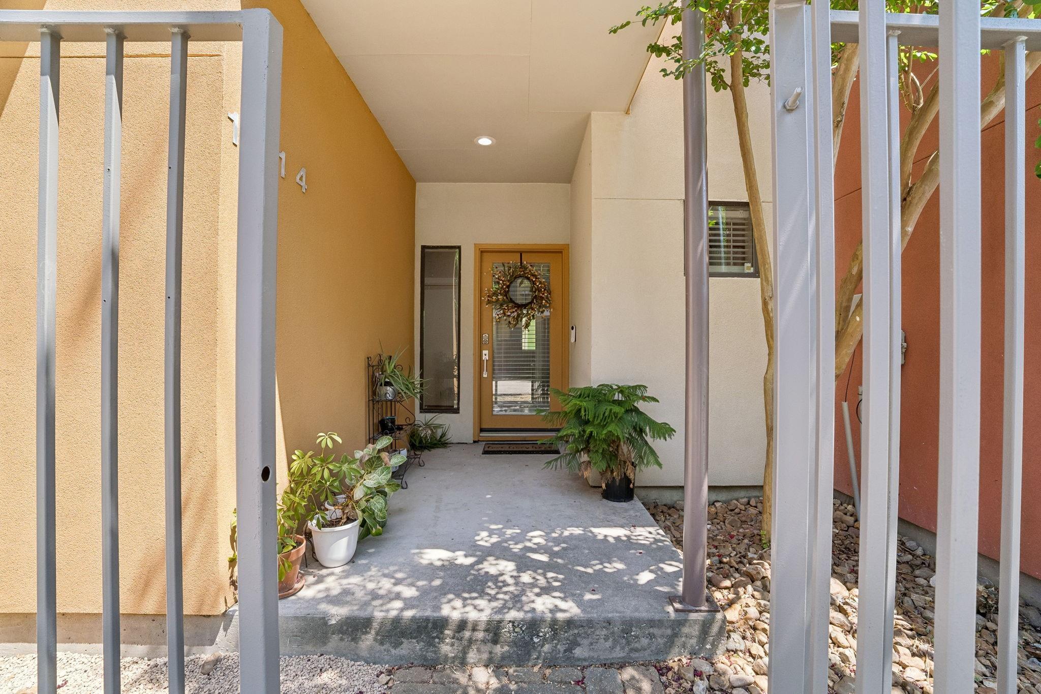1614 Bonner Street — photo