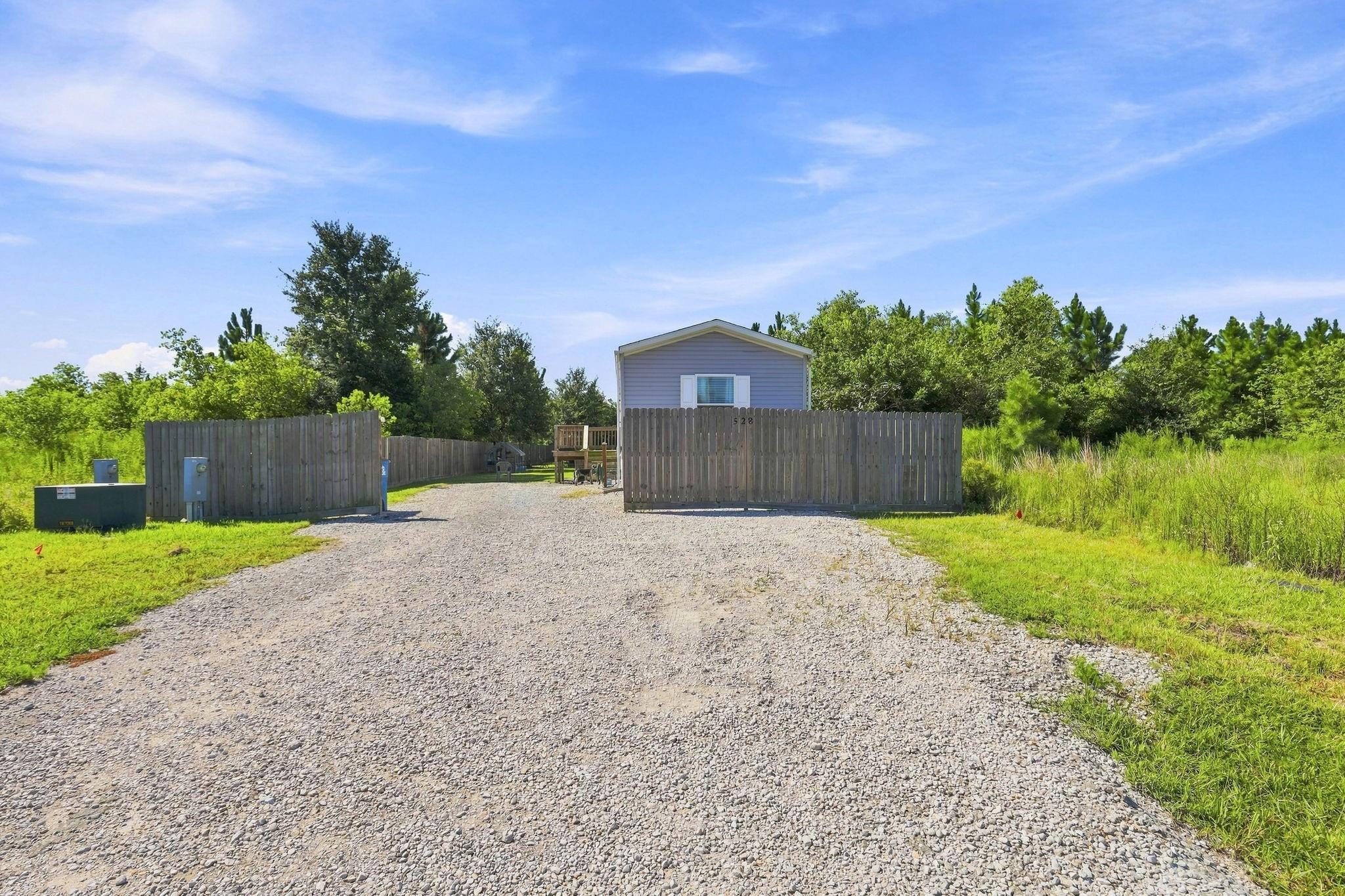 528 Road 5818 — photo