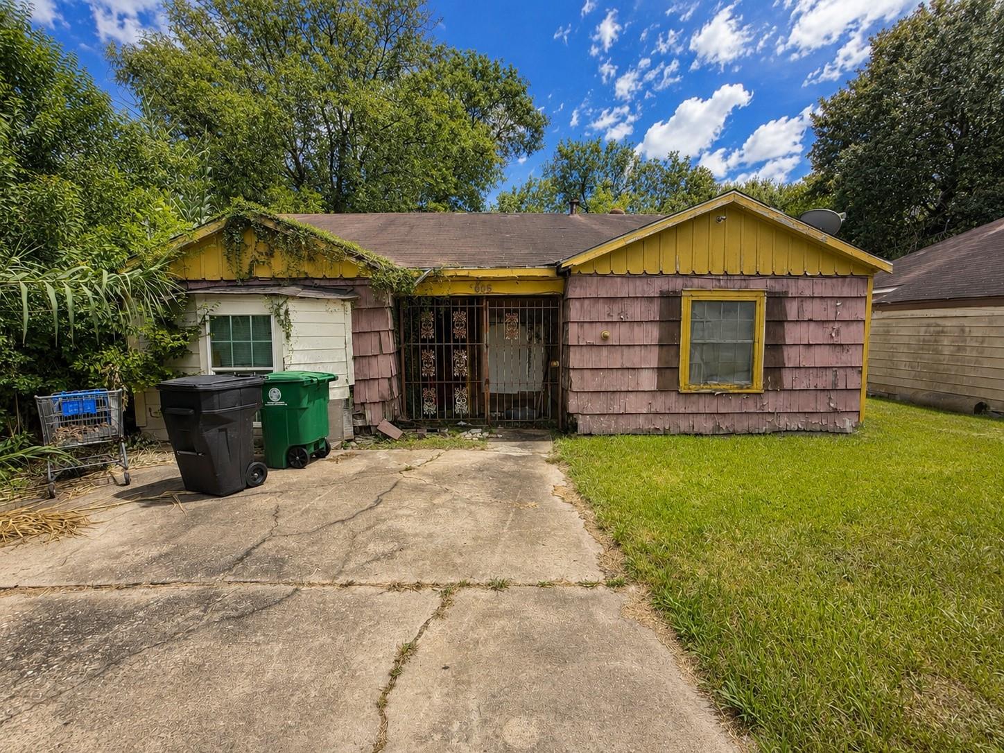 6605 Goforth Street — photo