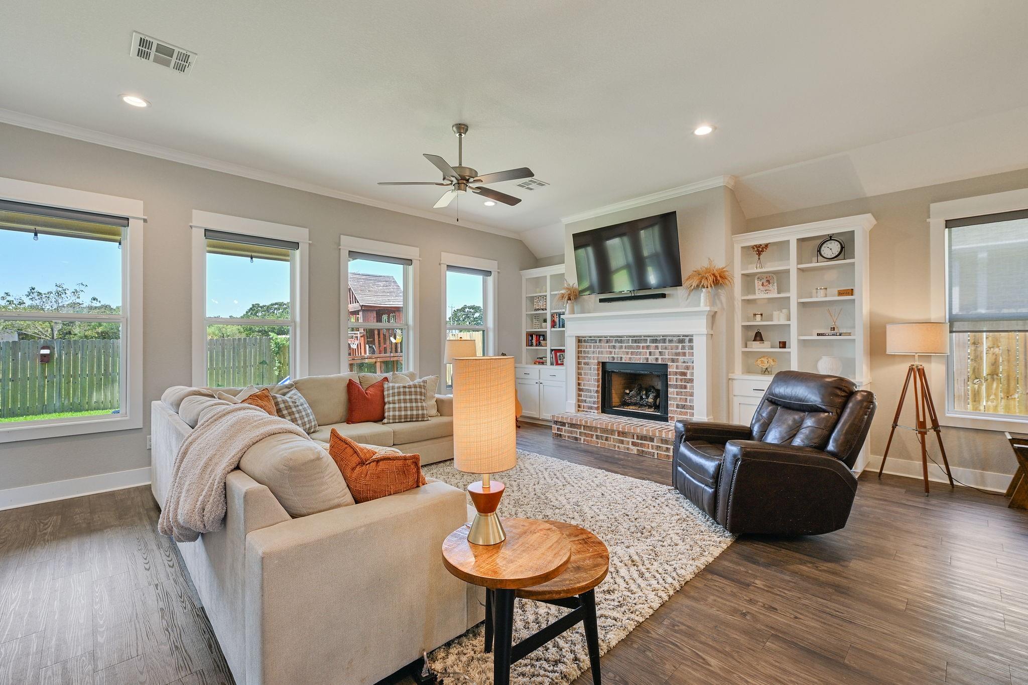 3906 Brownway Court — photo