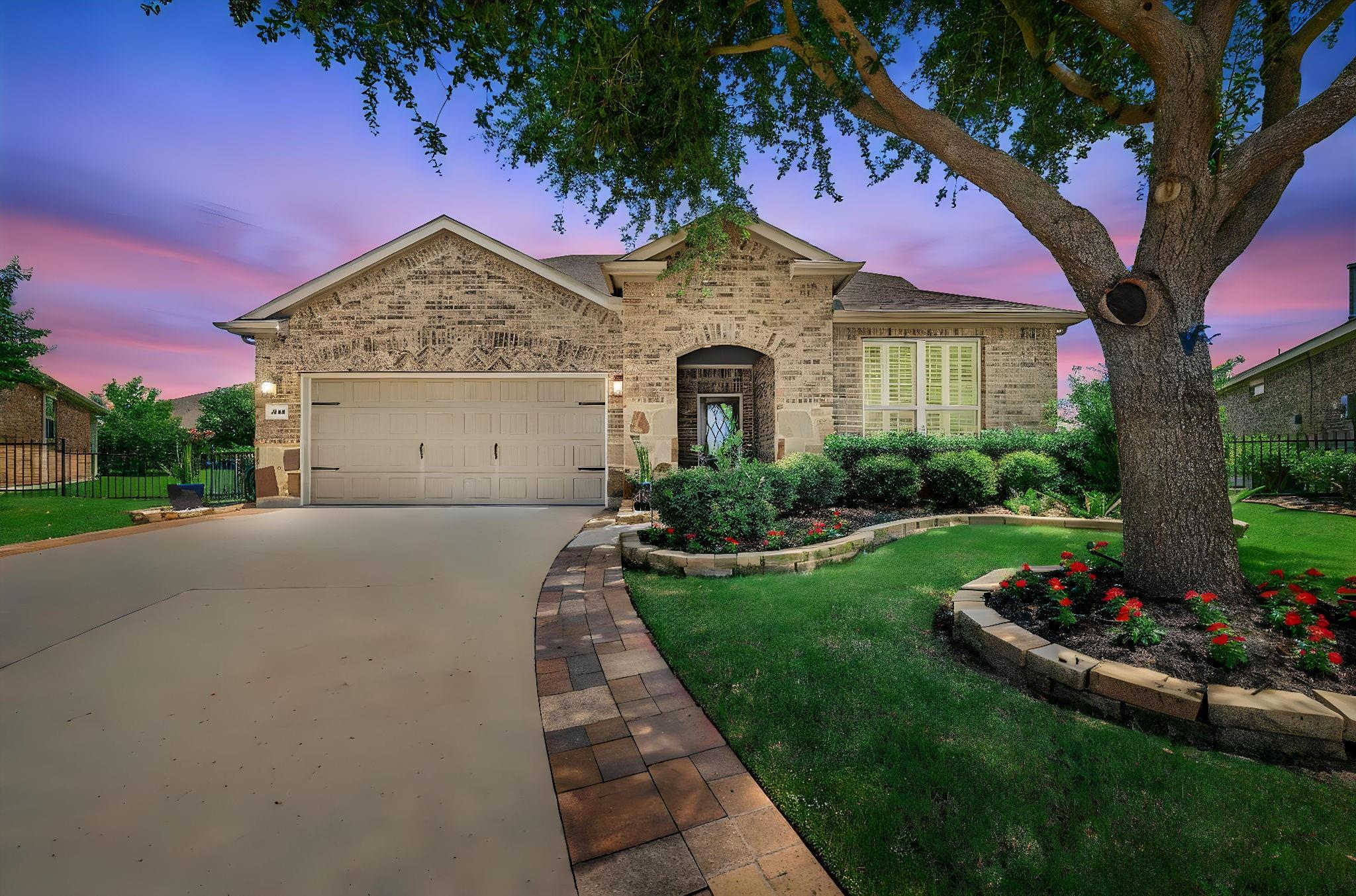 203 Cattleman Cove — photo