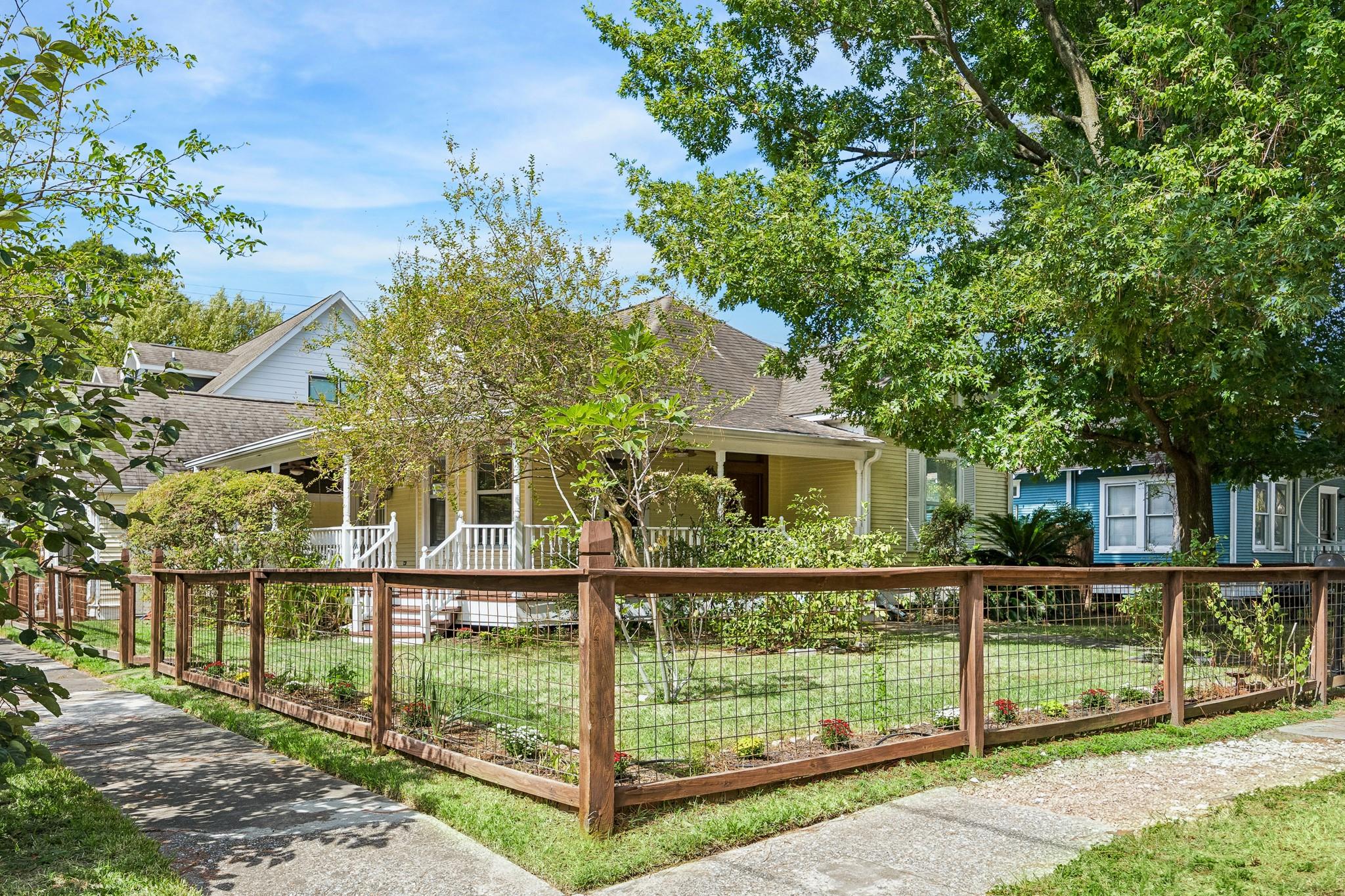 1301 Rutland Street — photo