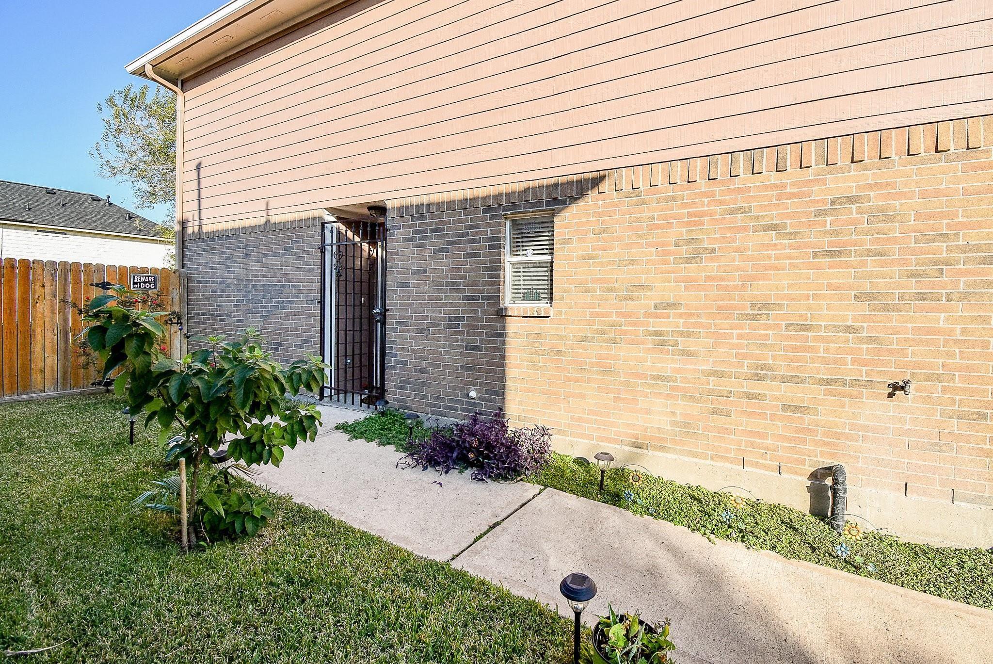 4622 Saba Road, Houston, TX 77045 — photo 3